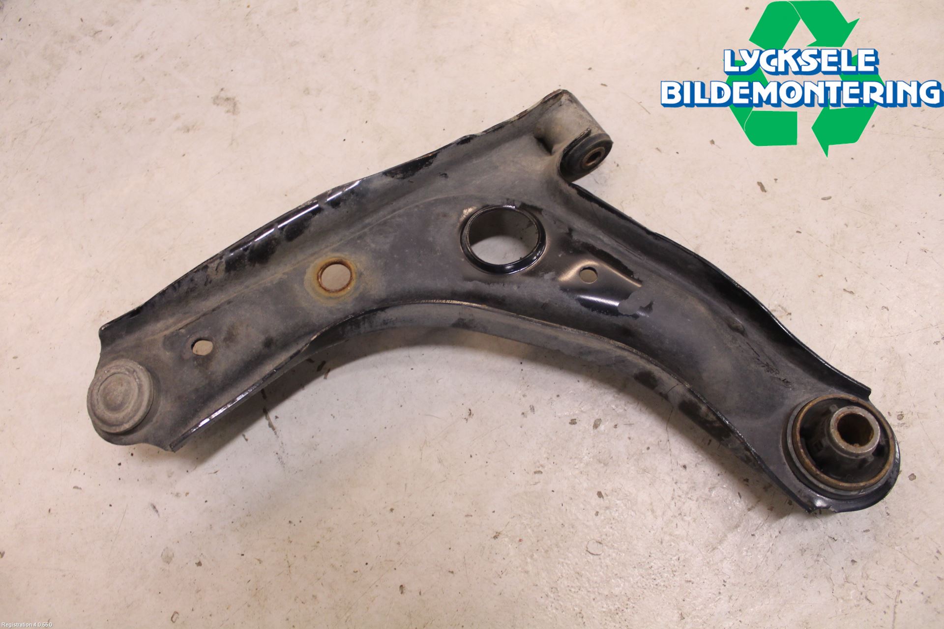 Toyota AYGO 15-21 Bärarm Fram Undre Hö
