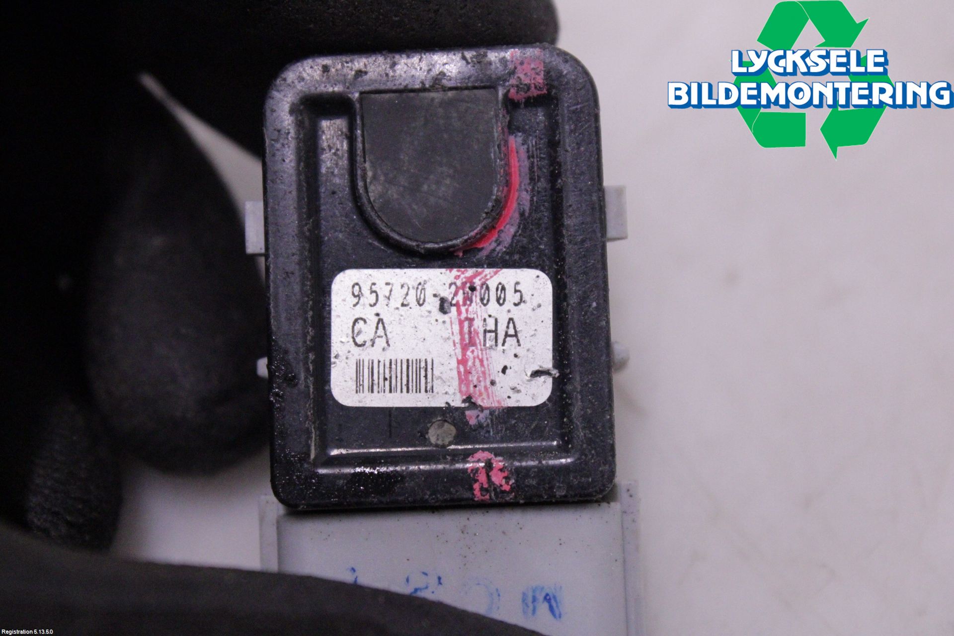 Hyundai SANTA FE 13-18 Parkeringshjälp Backsensor
