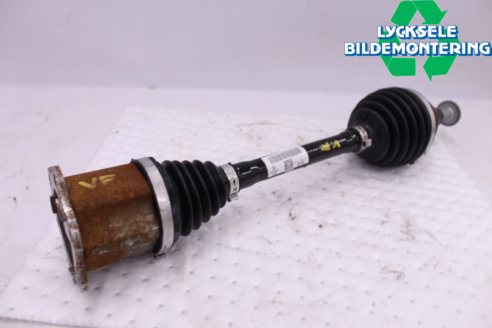 Volkswagen VW T-ROC 18- Drivaxel Fram Vänster