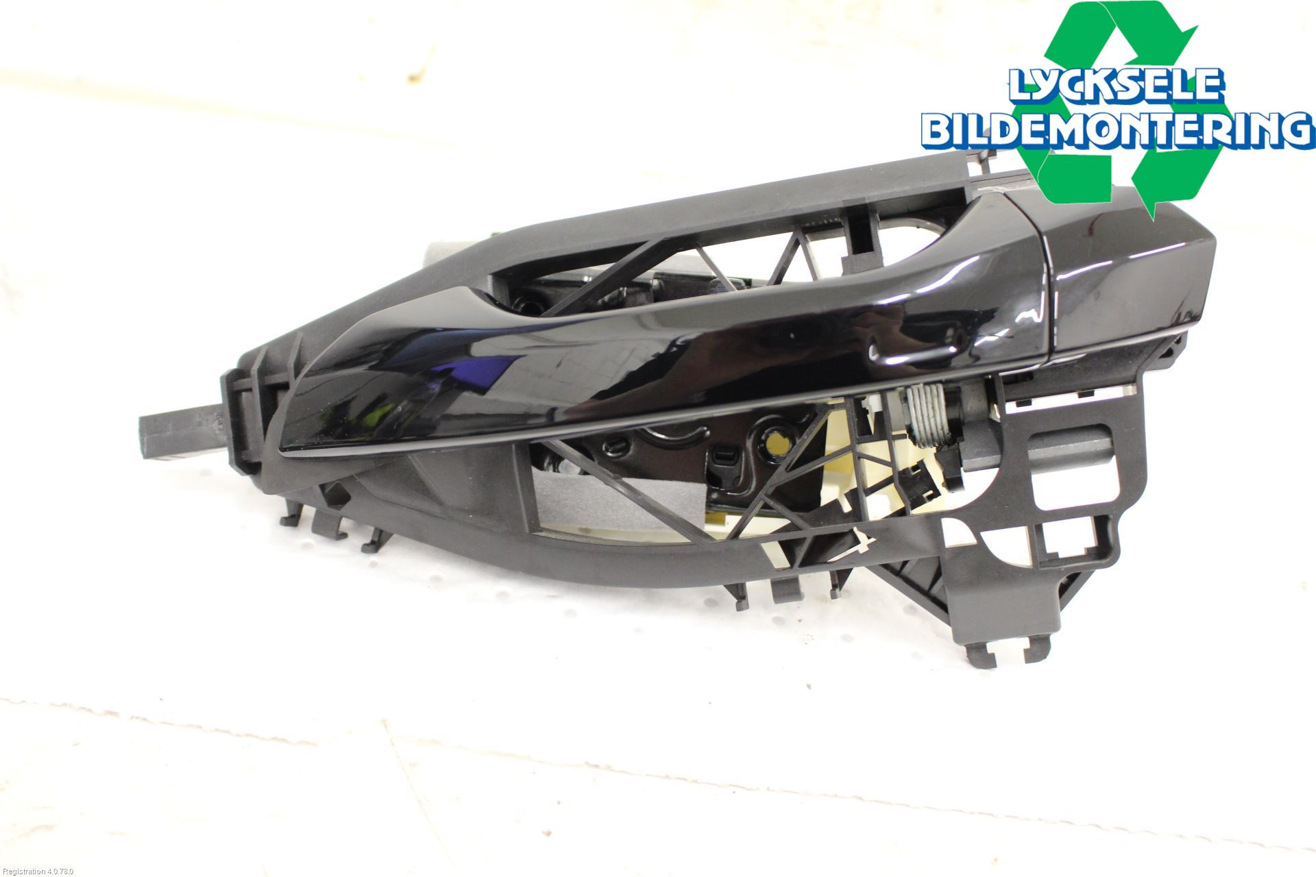 Audi A6 F2/C8 19- Dörrhandtag Yttre Vä