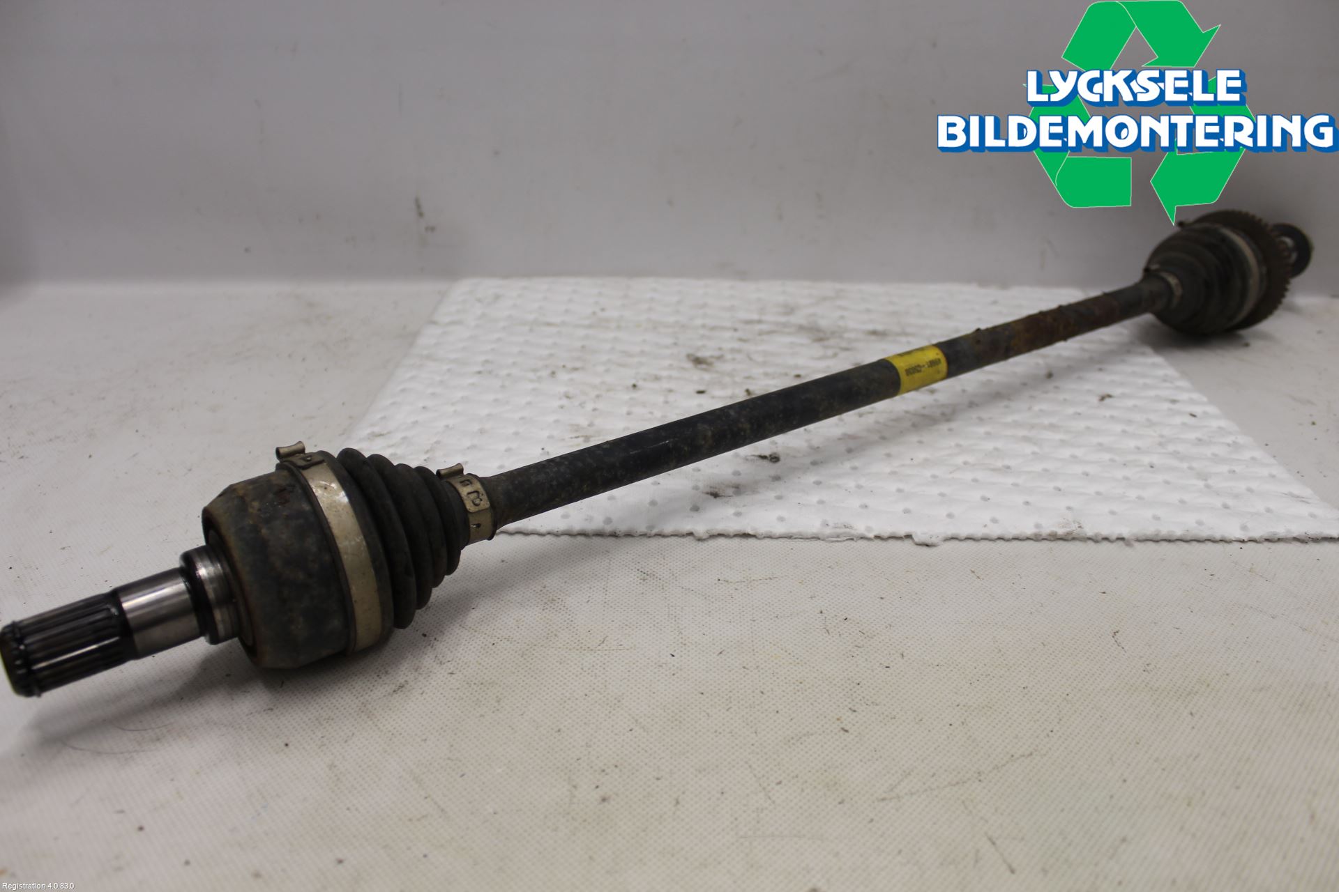 Kia SORENTO 15-20 Drivaxel Bak Höger