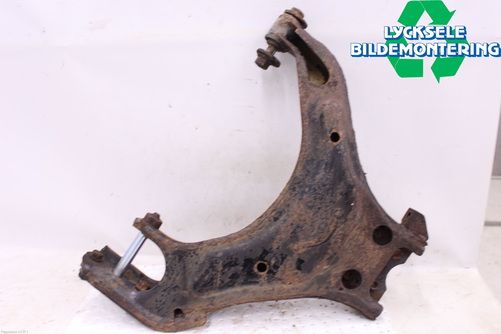 Isuzu D-MAX Bärarm Fram Undre Vä