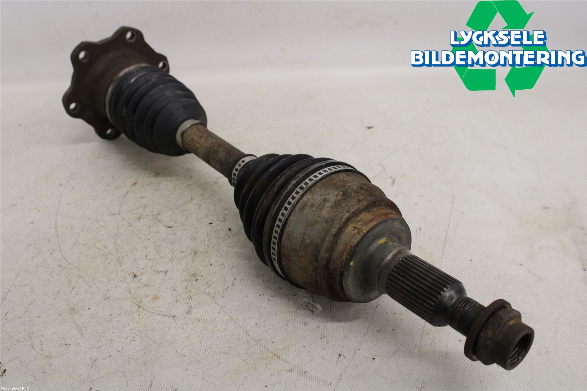 Chevrolet SUBURBAN Drivaxel Fram Vänster