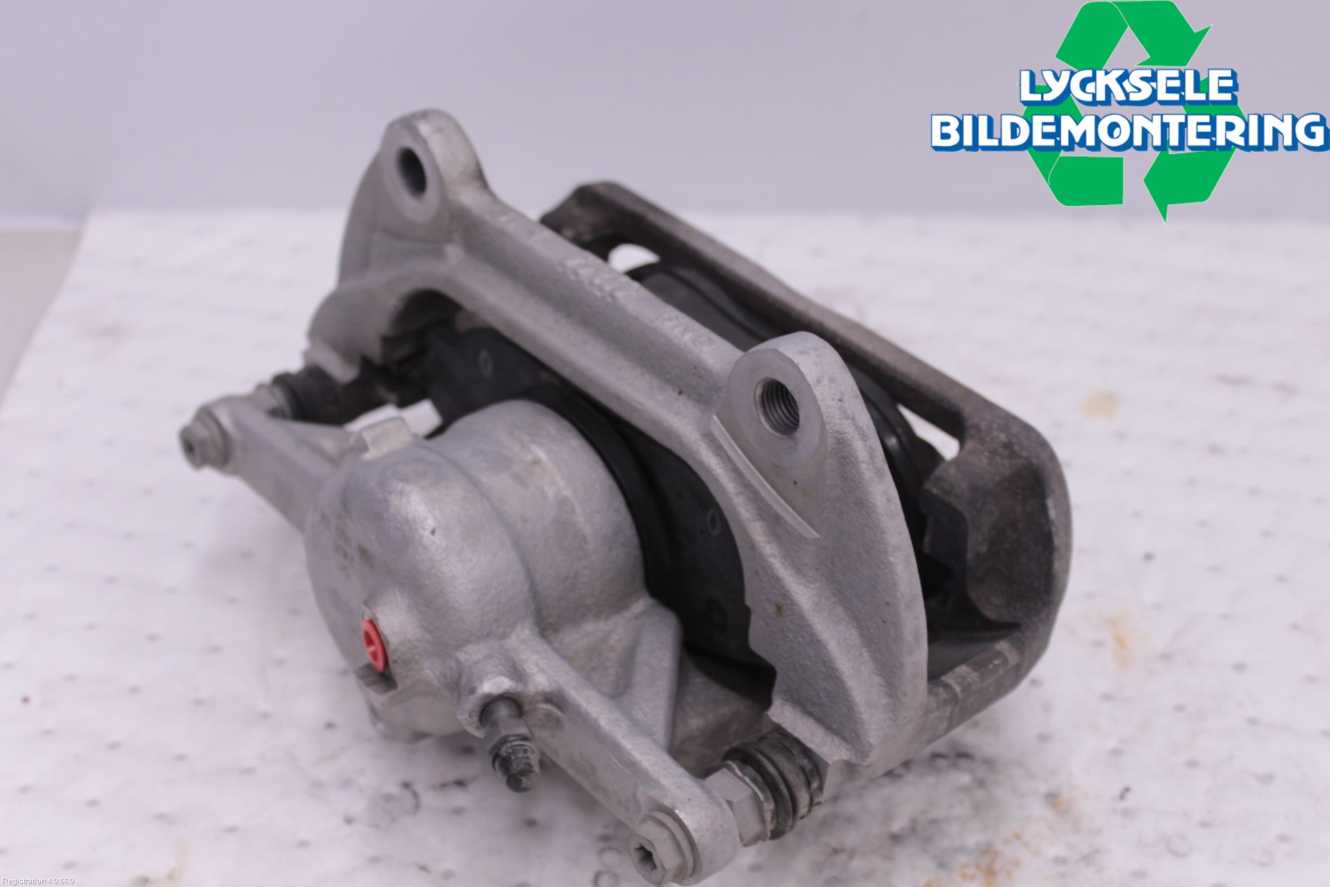 Volkswagen VW TIGUAN 16-24 Bromsok Fram Vänster
