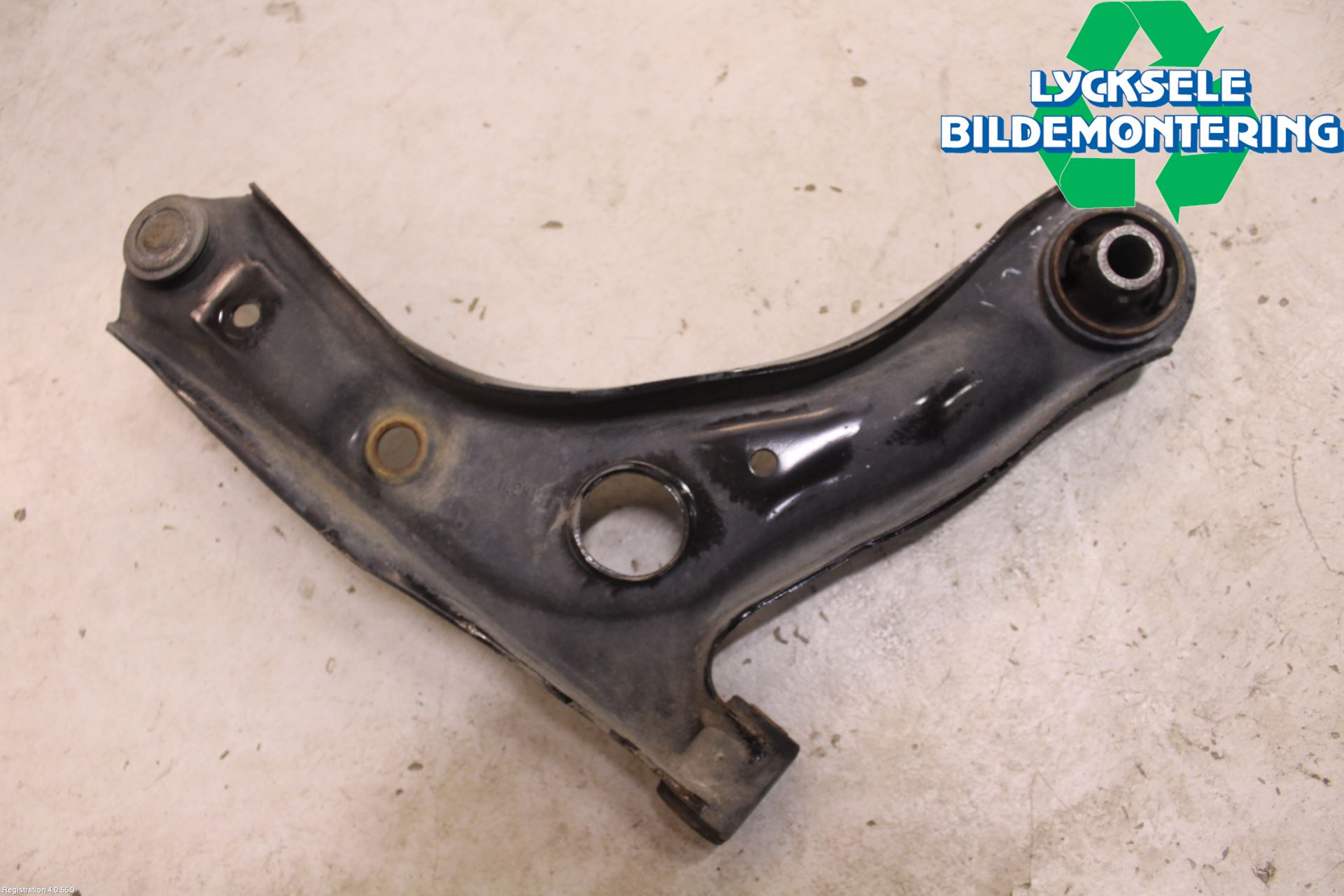 Toyota AYGO 15-21 Bärarm Fram Undre Vä