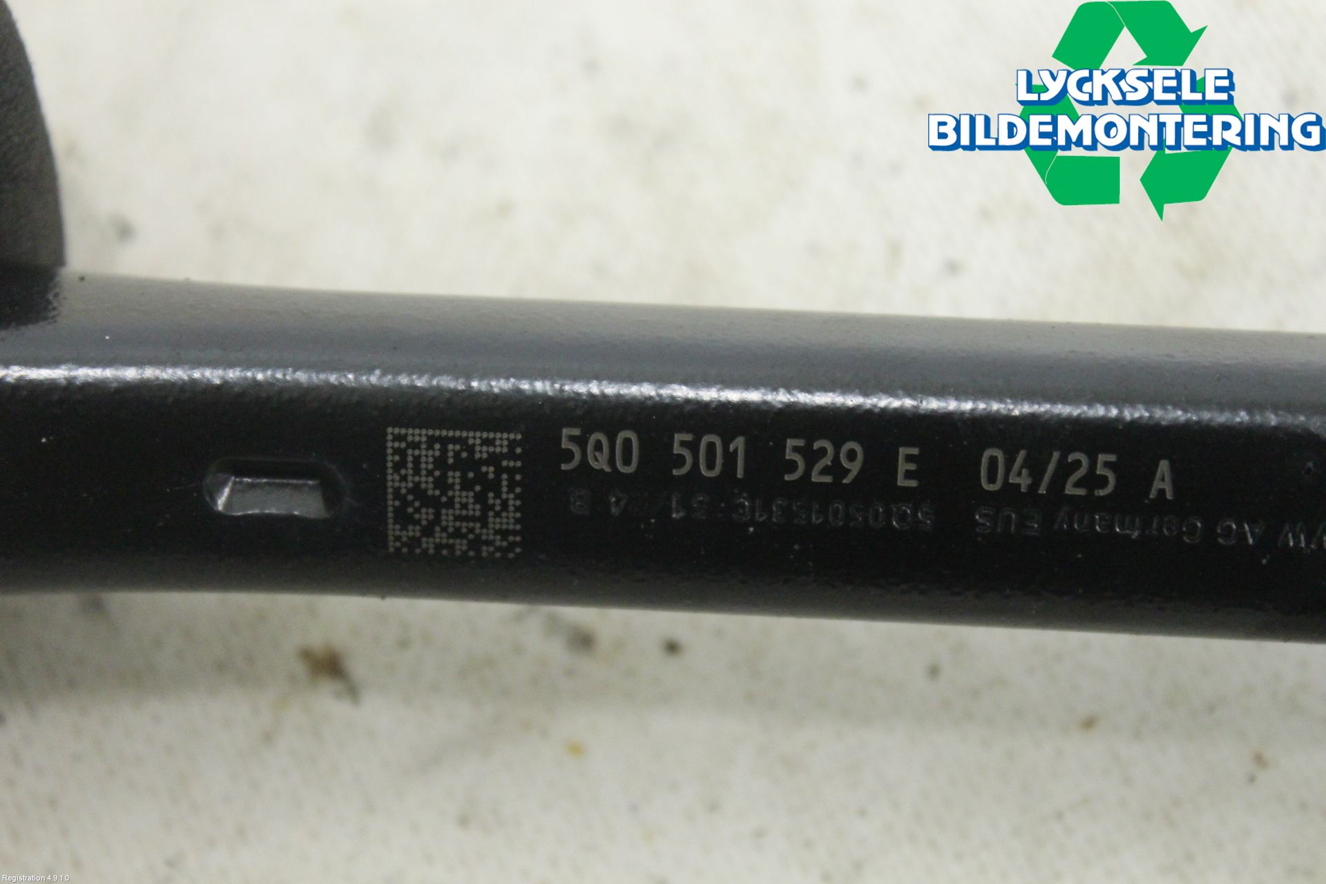 Audi Q3 F3 19- Bärarm Bak Höger