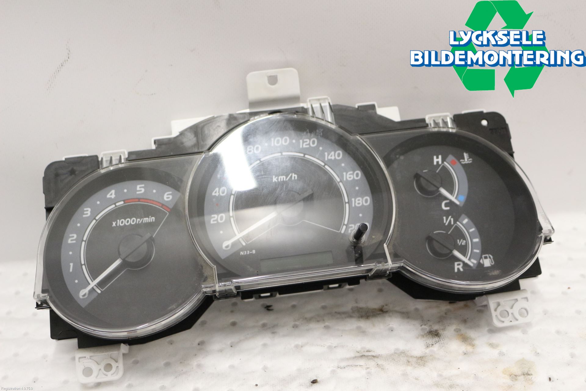 Toyota HILUX 05-16 Instrument Komb
