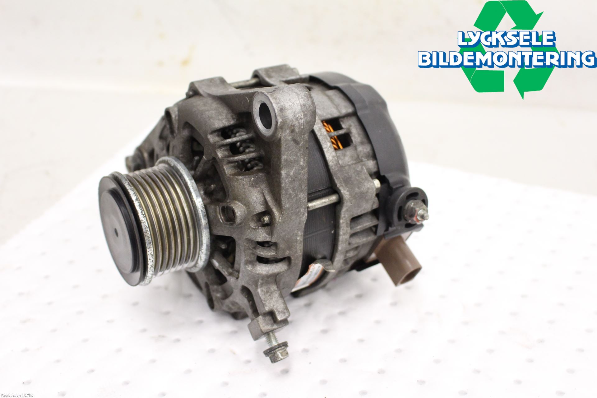 Toyota HILUX 16- Generator