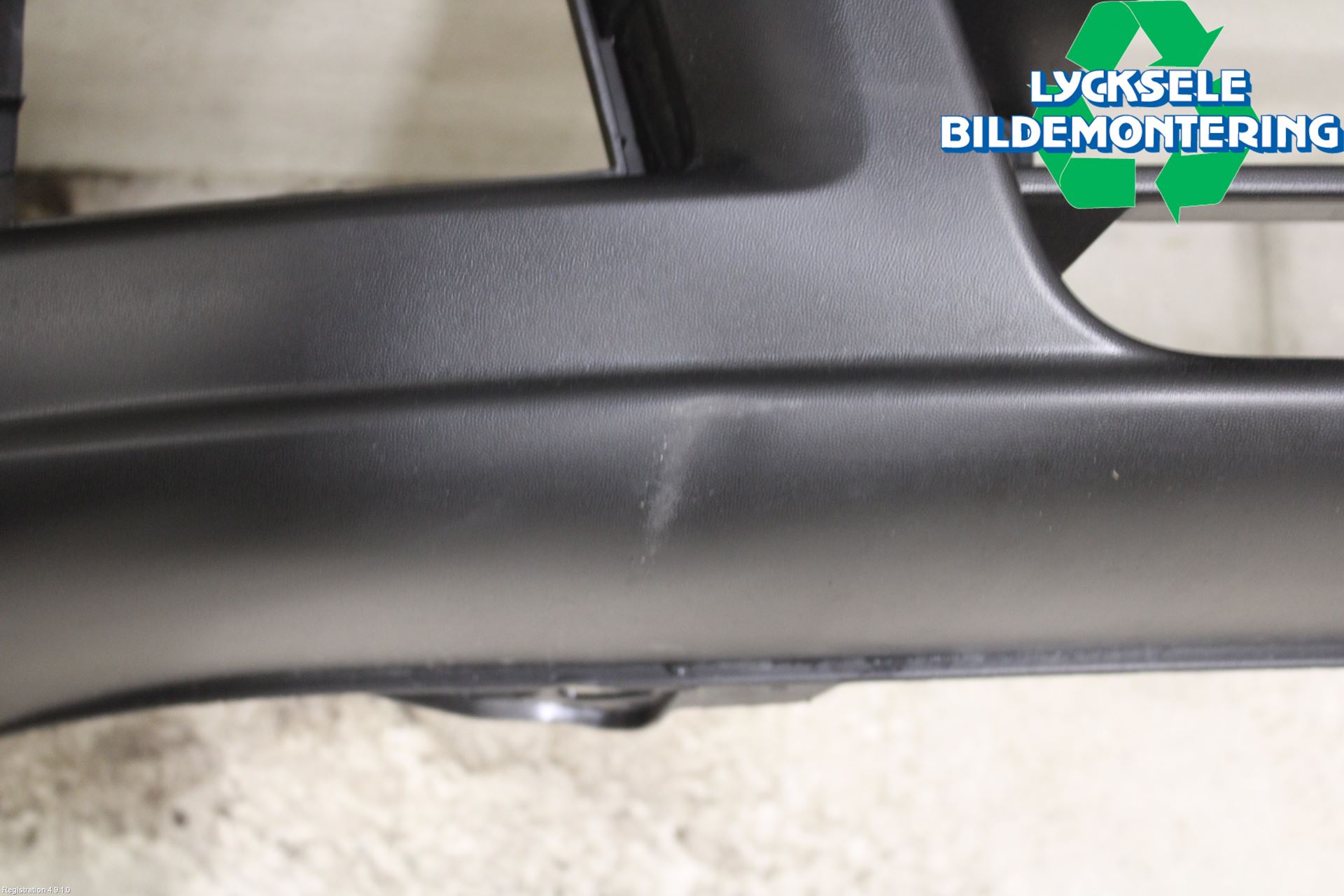 Volkswagen VW CADDY      04-10 Spoiler Fram