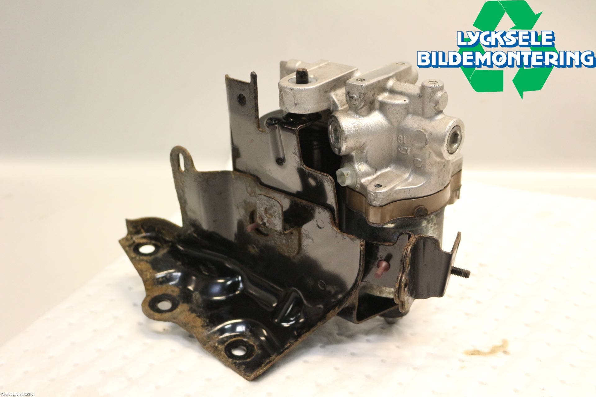 Toyota AURIS 10-12 Abs Hydraulpump