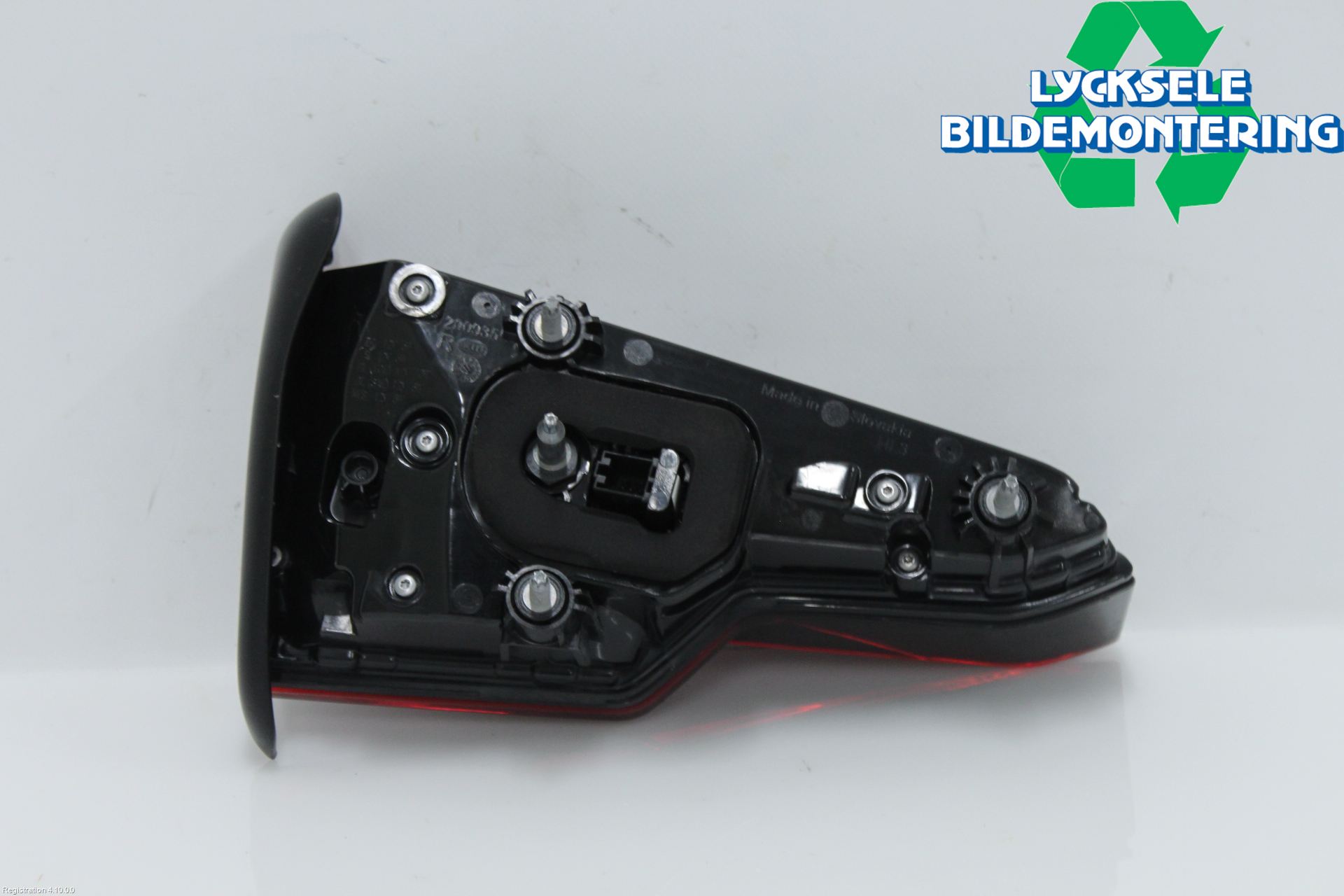 Audi A4/S4 B9 16-19 Bakljus Lucka Hö