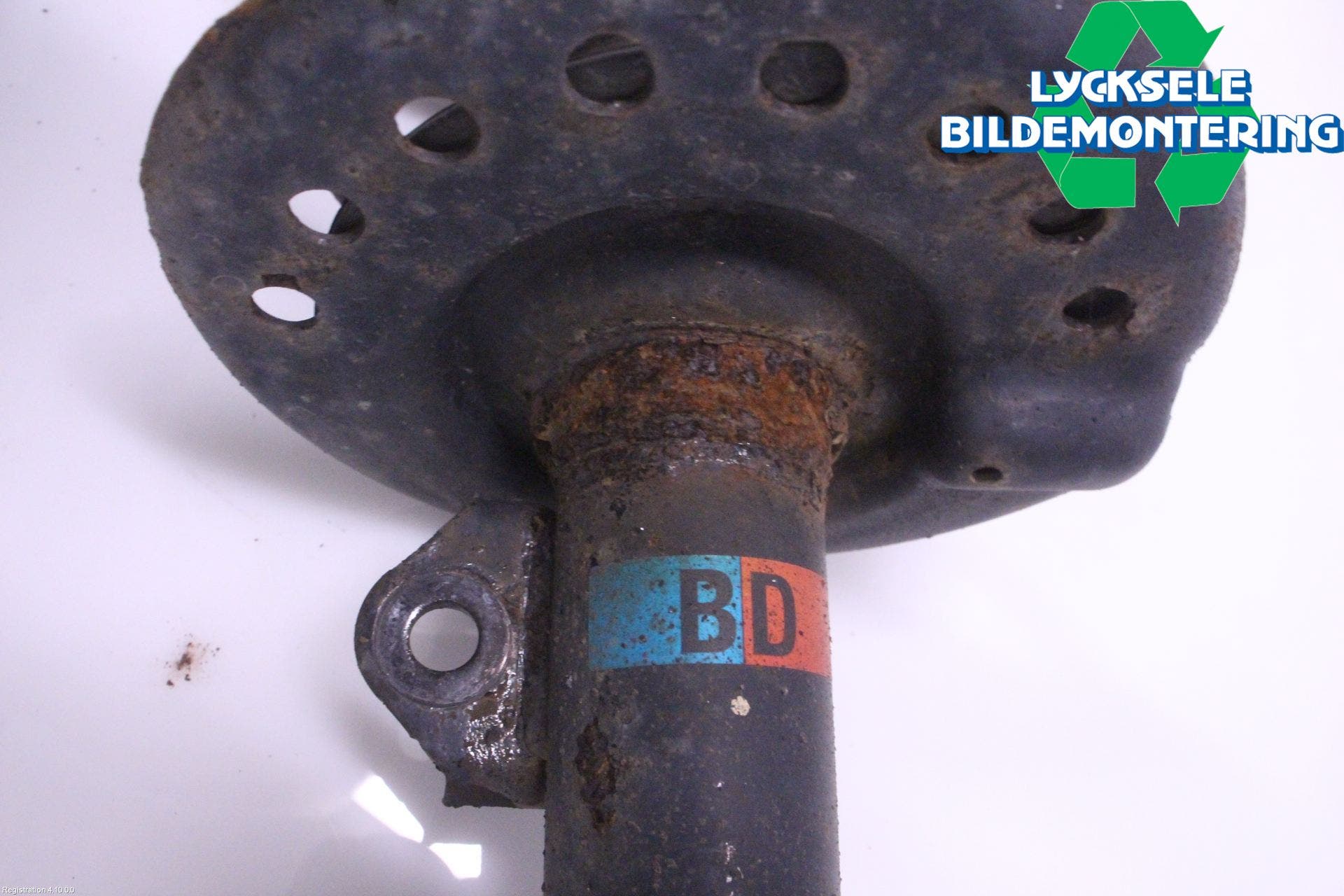 Nissan LEAF 18- Fjäderben Fram Höger