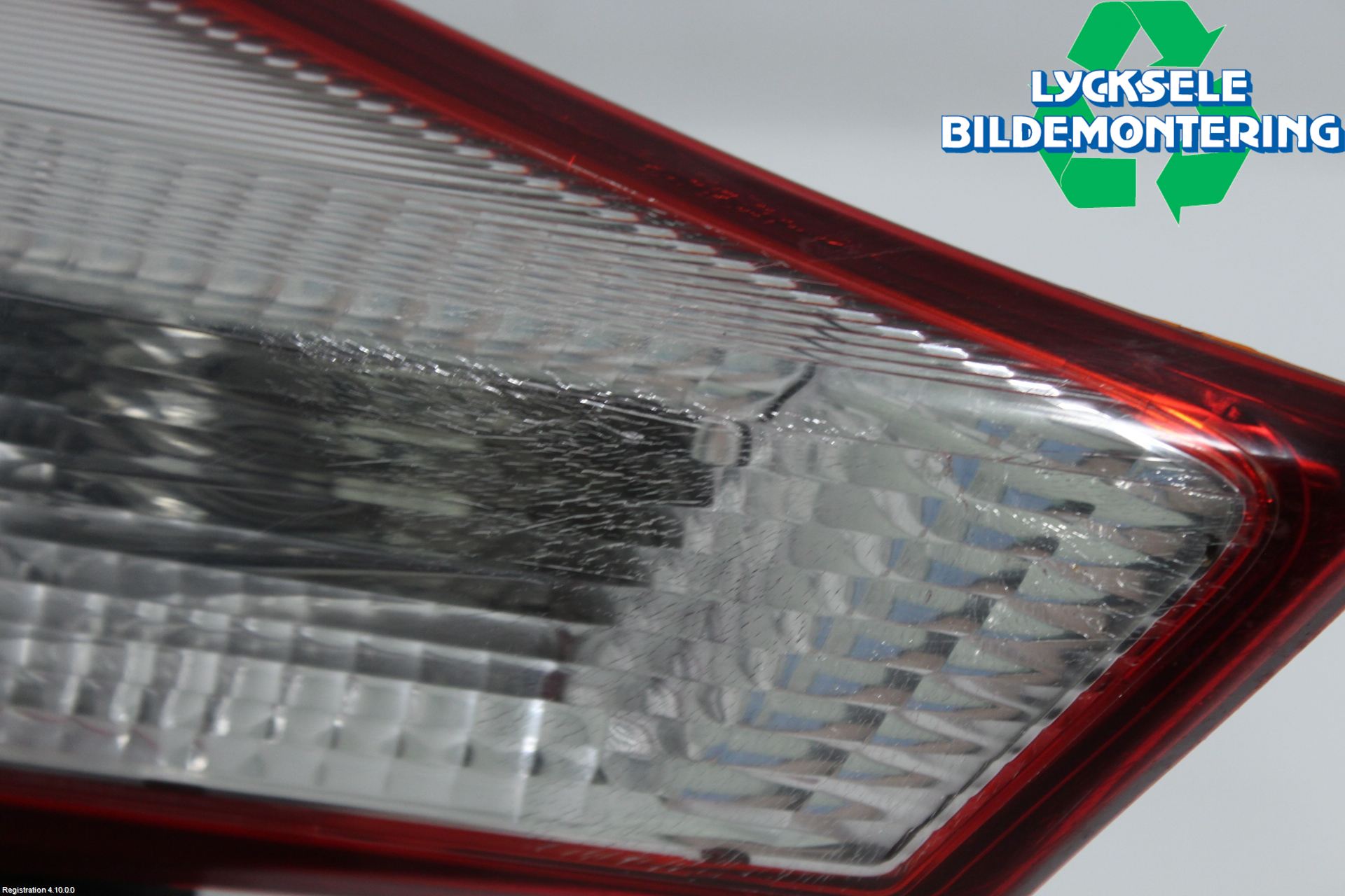 Toyota RAV4 13-18 Bakljus Lucka Vä