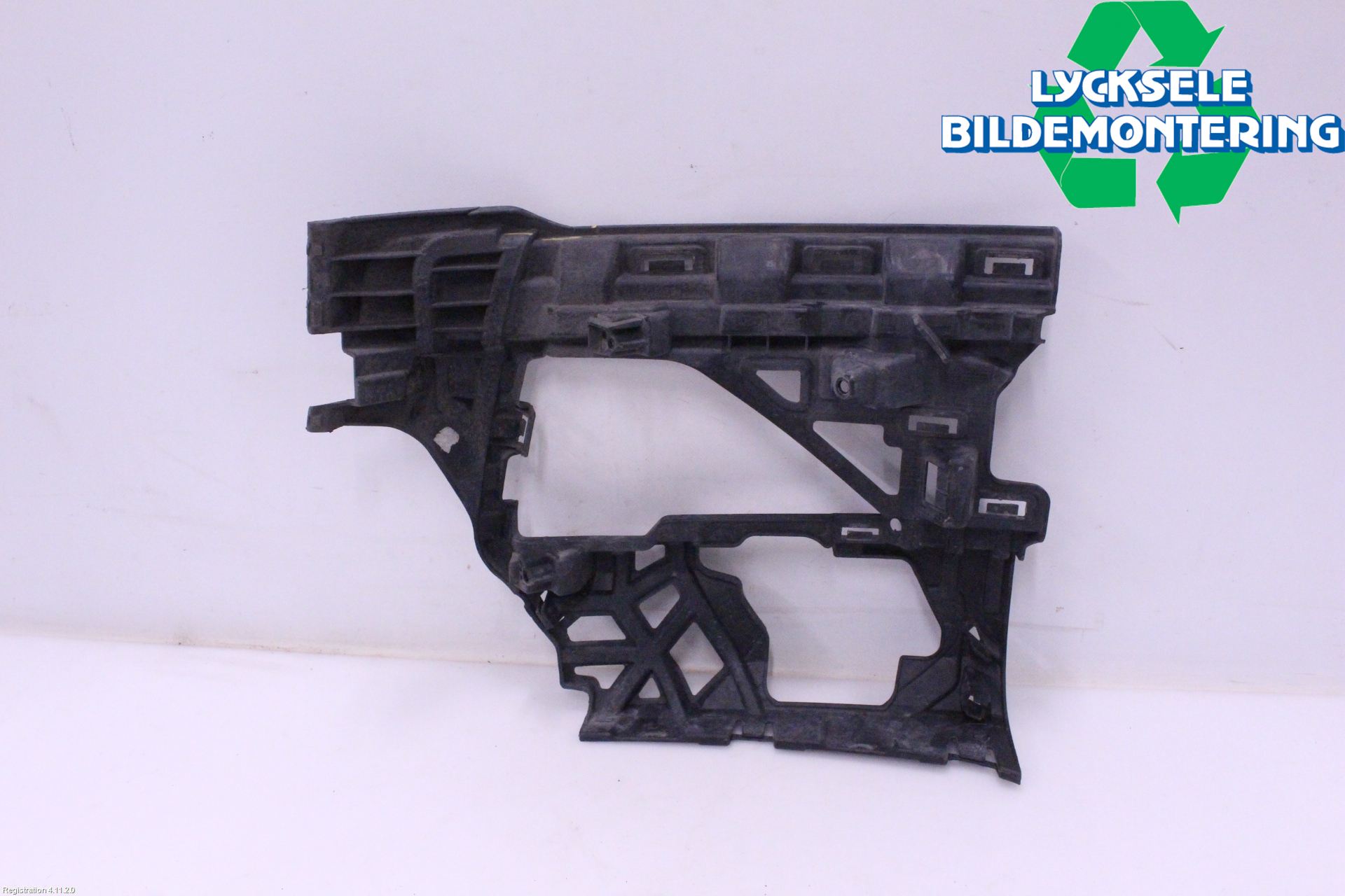 Volkswagen VW GOLF / E-GOLF VII 13-20 Stötfångarfäste Fram Hö