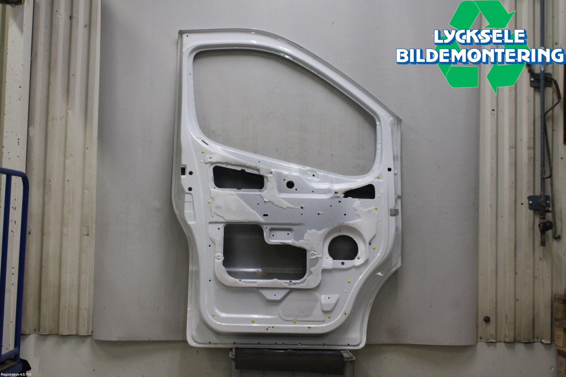 Opel VIVARO 01-14 Dörr Fram Vänster