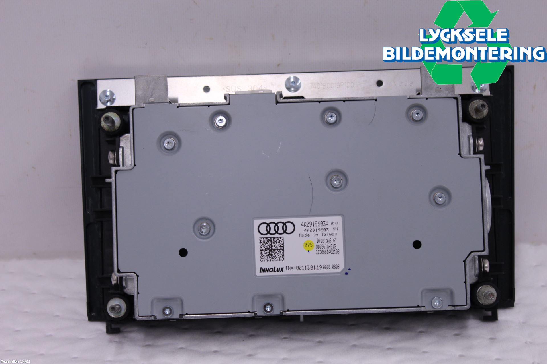 Audi A6 F2/C8 19- Bildskärm