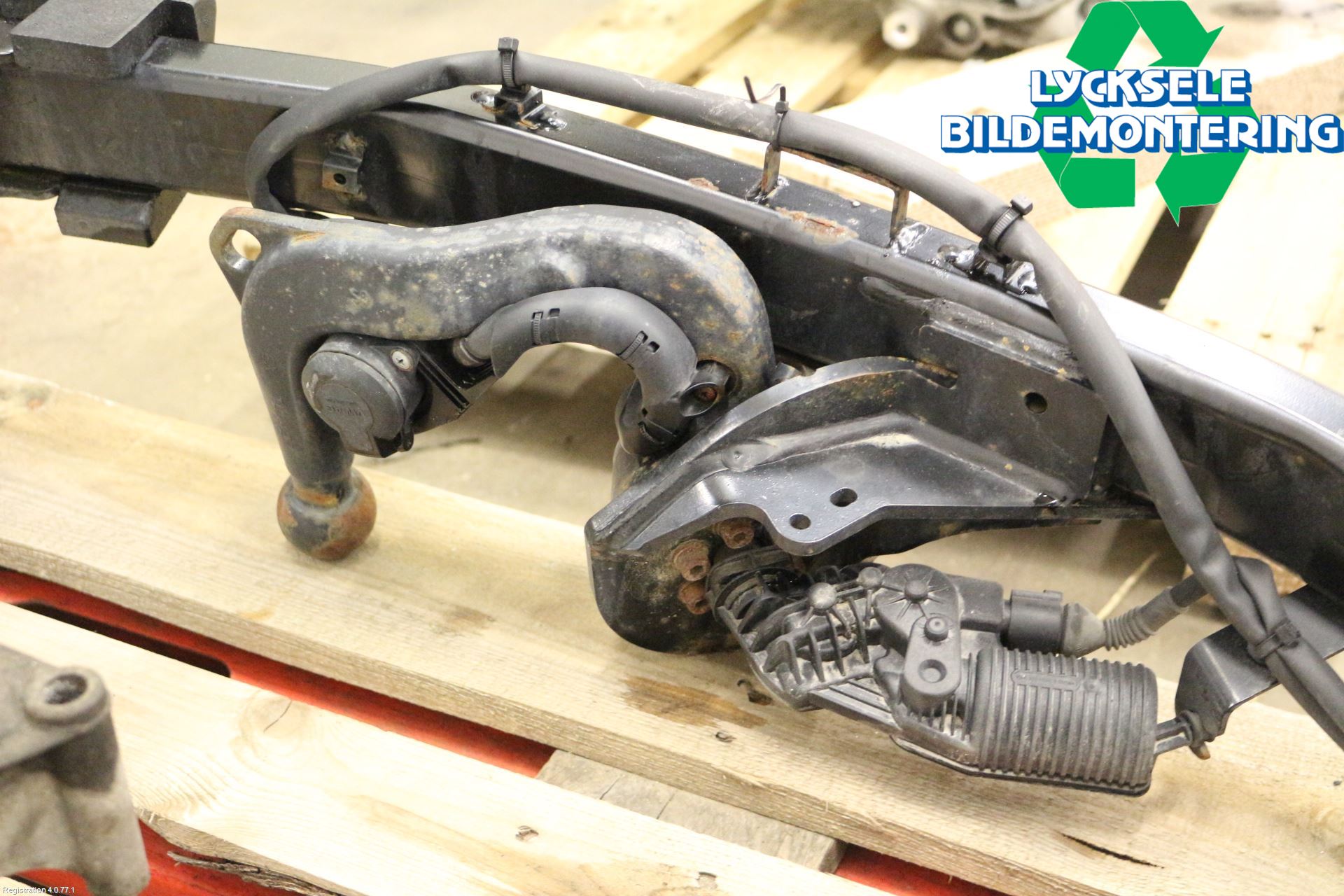 Audi A4/S4 B9 16-19 Dragkrok