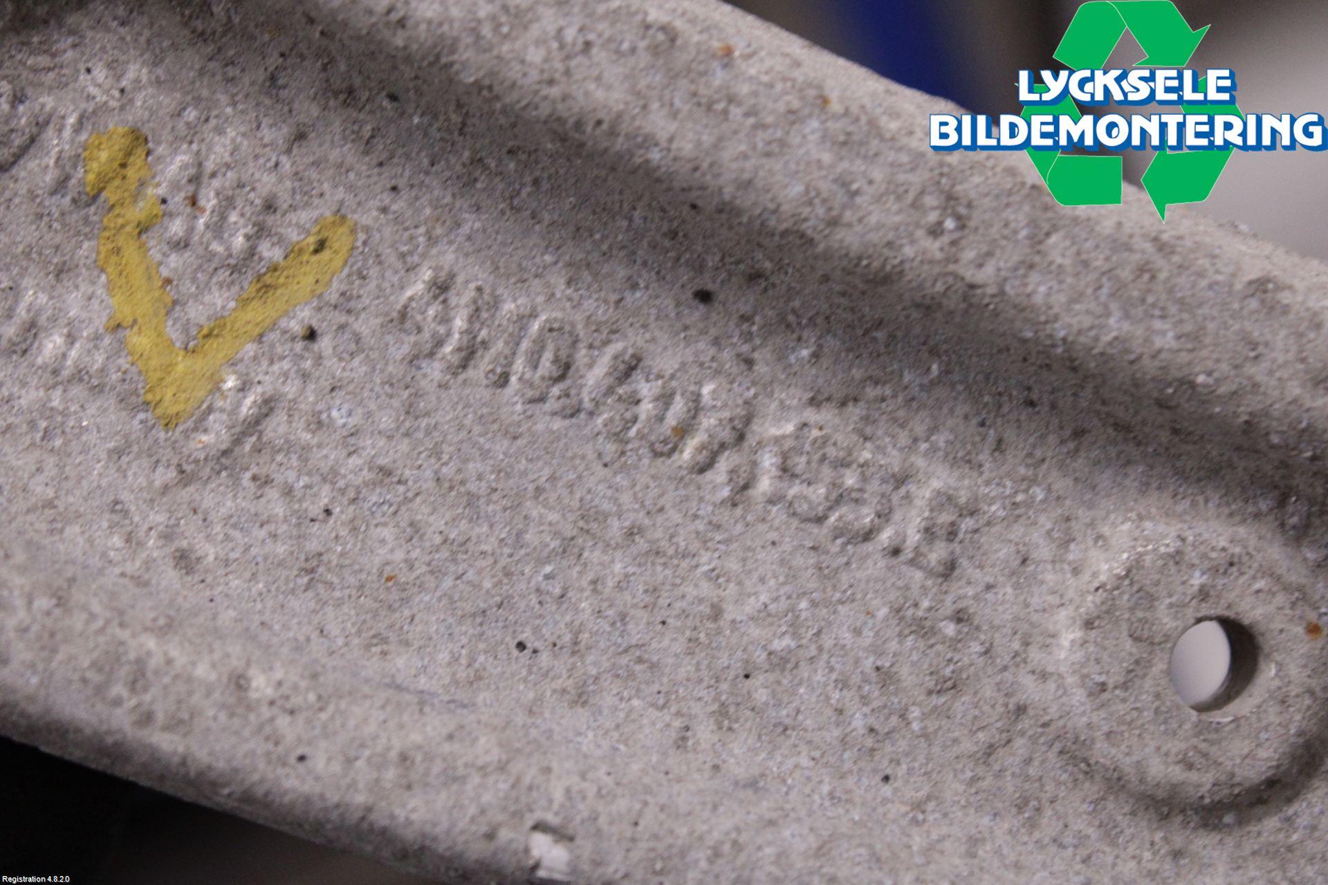 Audi A6 F2/C8 19- Bärarm Fram Undre Vä