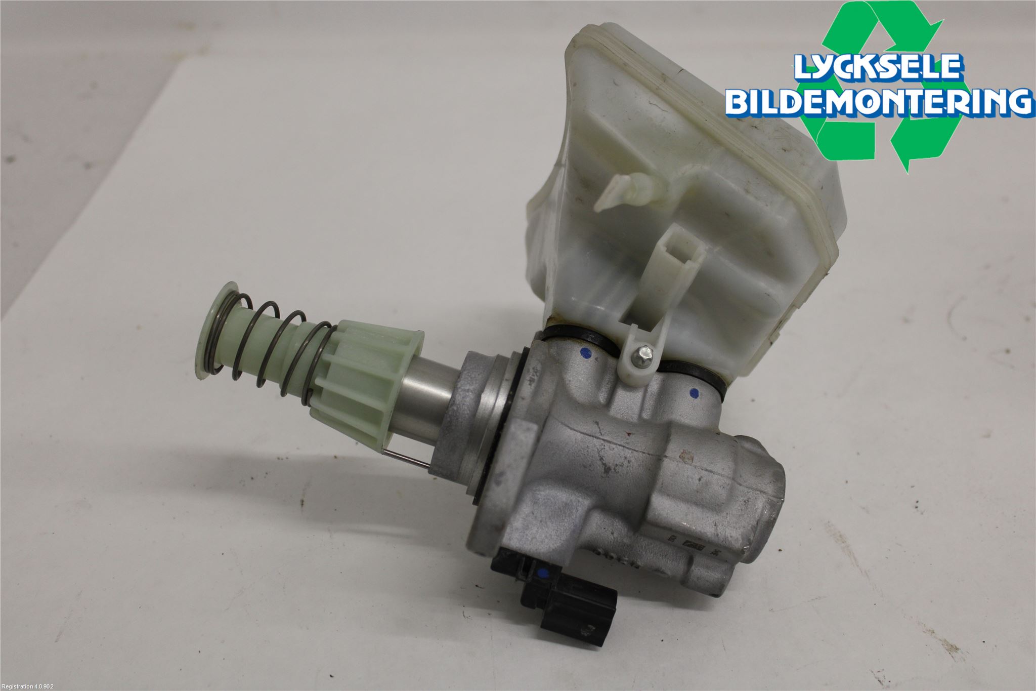 Volkswagen VW TOUAREG CR 18- Broms Huvudcylinder