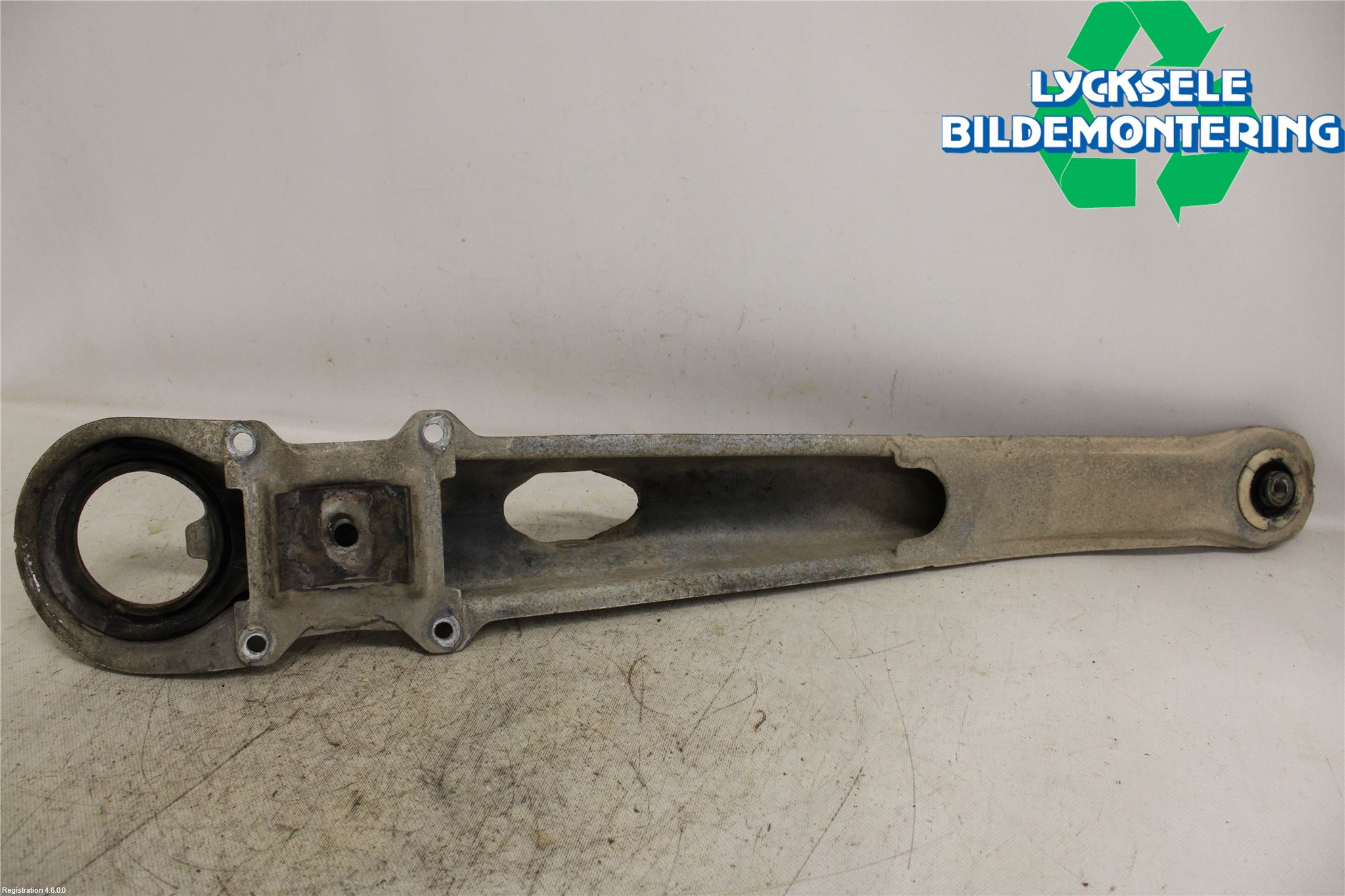 Volvo 940 91-98 Bärarm Bak Vä-Hö