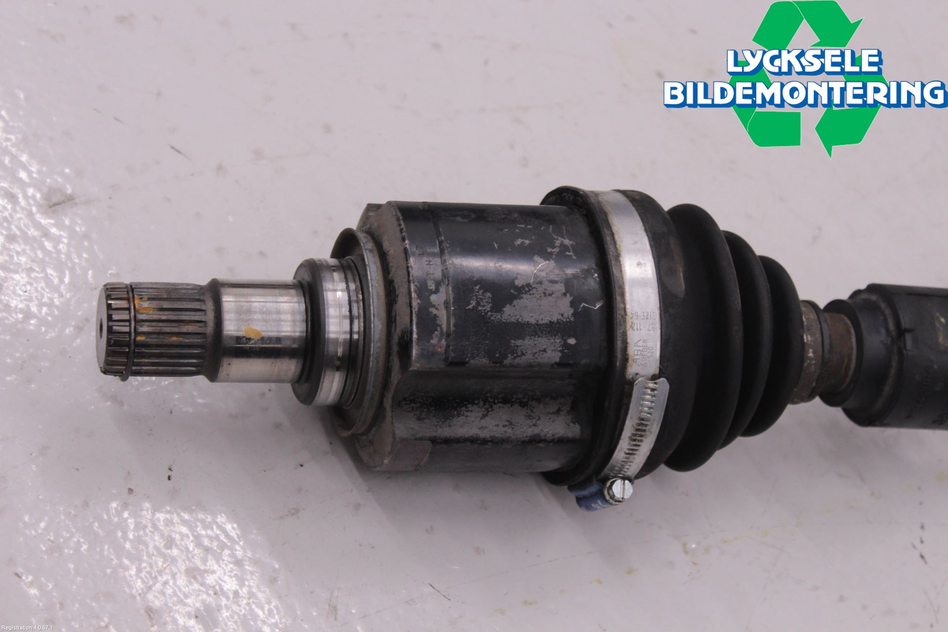 Mitsubishi OUTLANDER 07-12 Drivaxel Fram Vänster