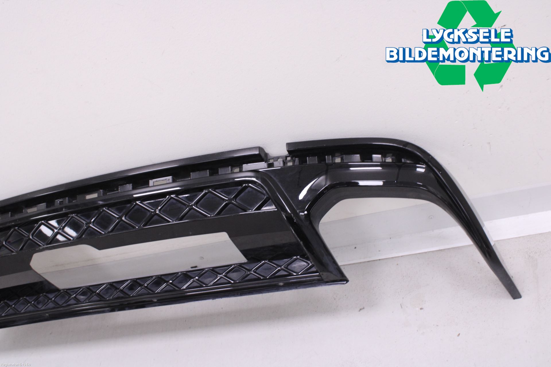 Volkswagen VW TOUAREG CR 18- Spoiler Bak