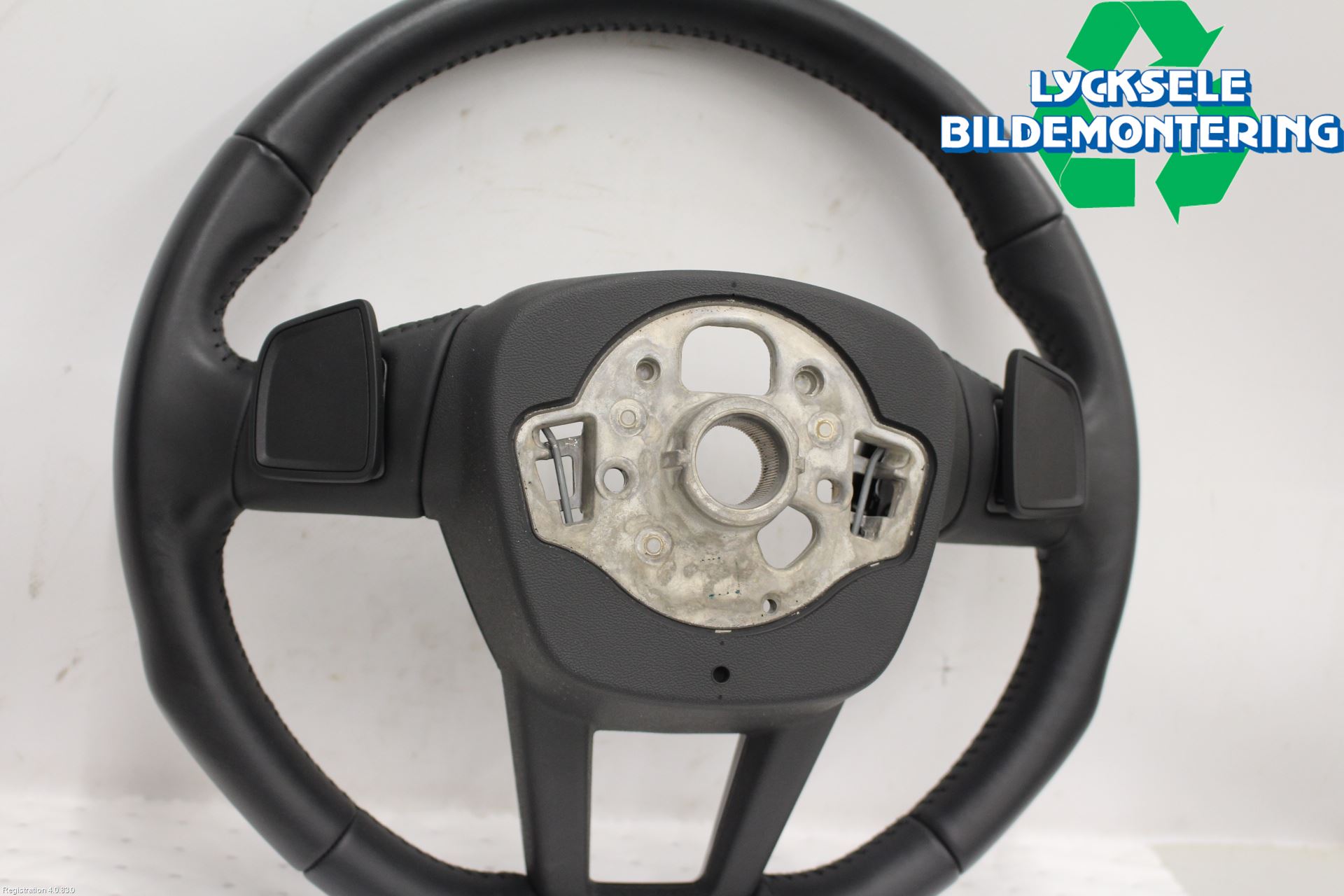 Audi A6 F2/C8 19- Ratt