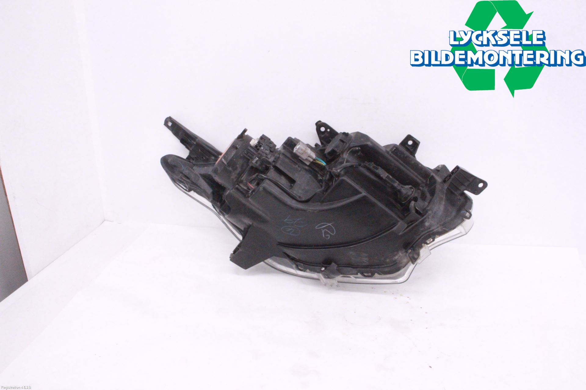 Fiat FULLBACK 16-19 Strålkastare Vänster