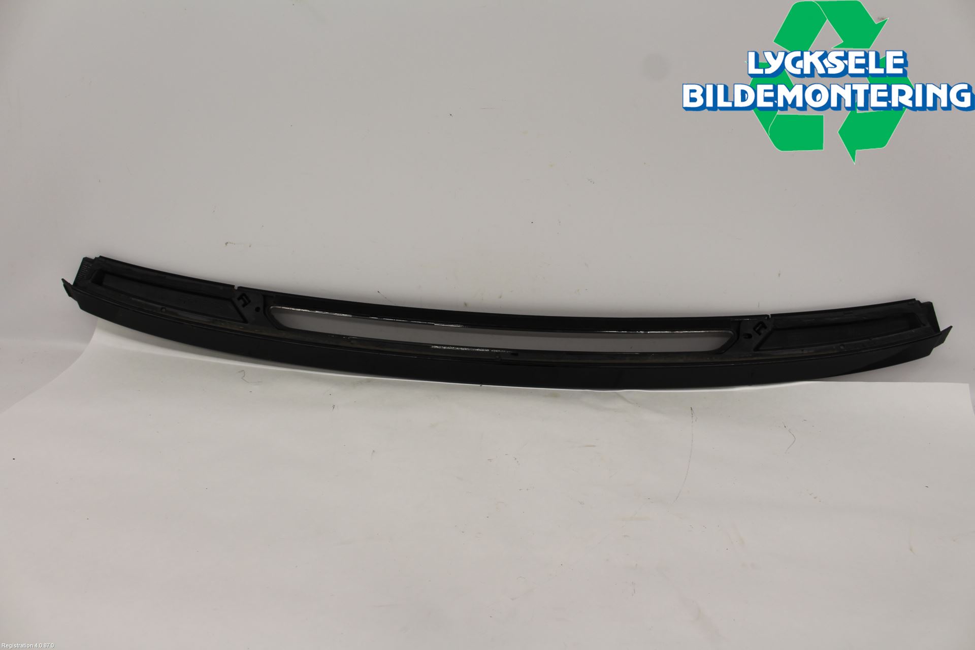 Volkswagen VW PASSAT 20-24 Spoiler Baklucka