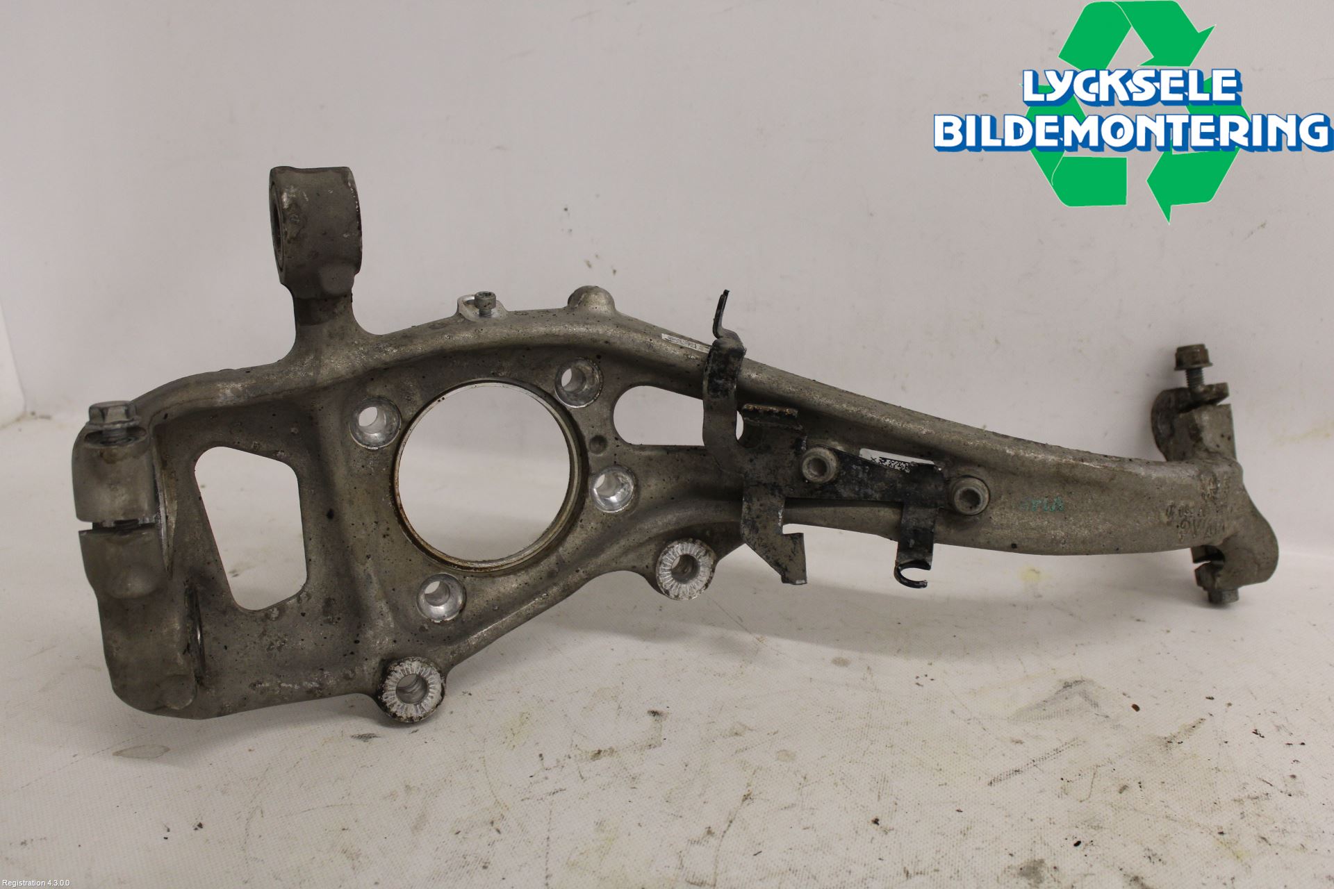 Audi A6 F2/C8 19- Styrspindel Lagerhus Hö