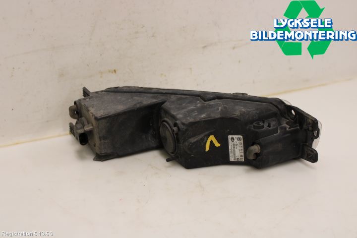 Volkswagen VW PASSAT 15-19 Dimljus-Varselljus Fram