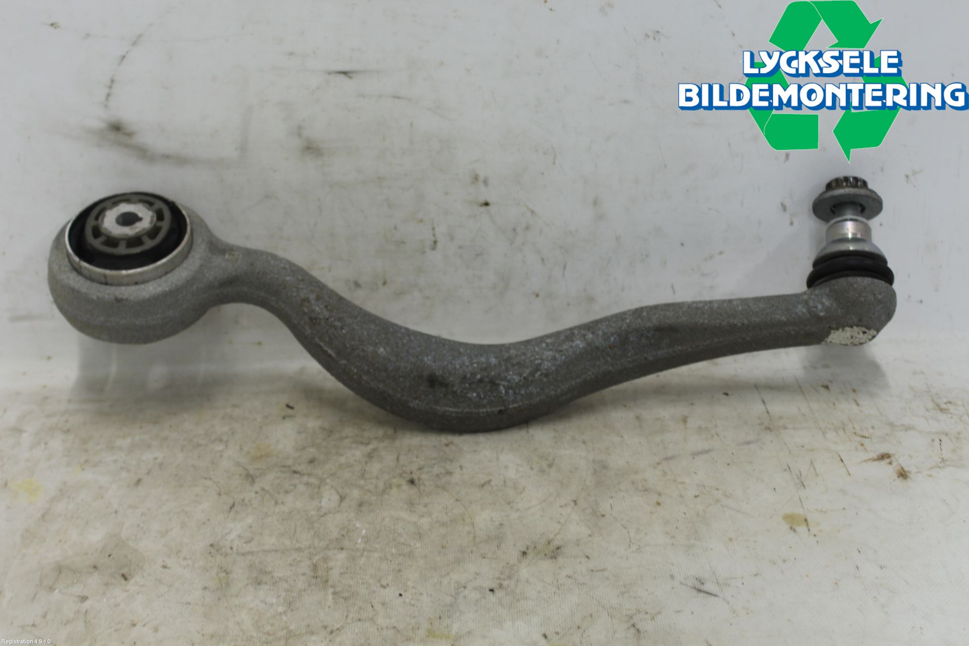 Mercedes-Benz MB C-KLASS (W205) 14-21 Bärarm Fram Undre Hö