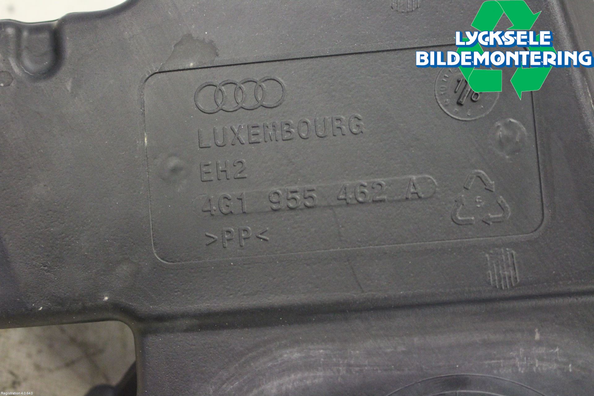 Audi A6 ALLROAD 12-18 Spolartank Vindruta-Strål