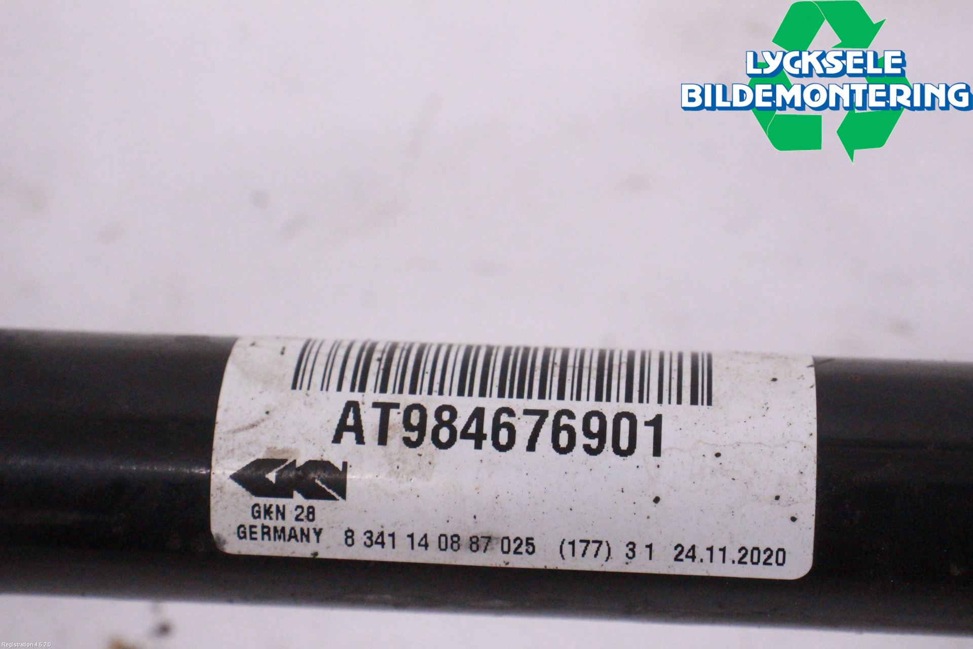BMW 5 G30/G31/F90 17-23 Drivaxel Fram Vänster