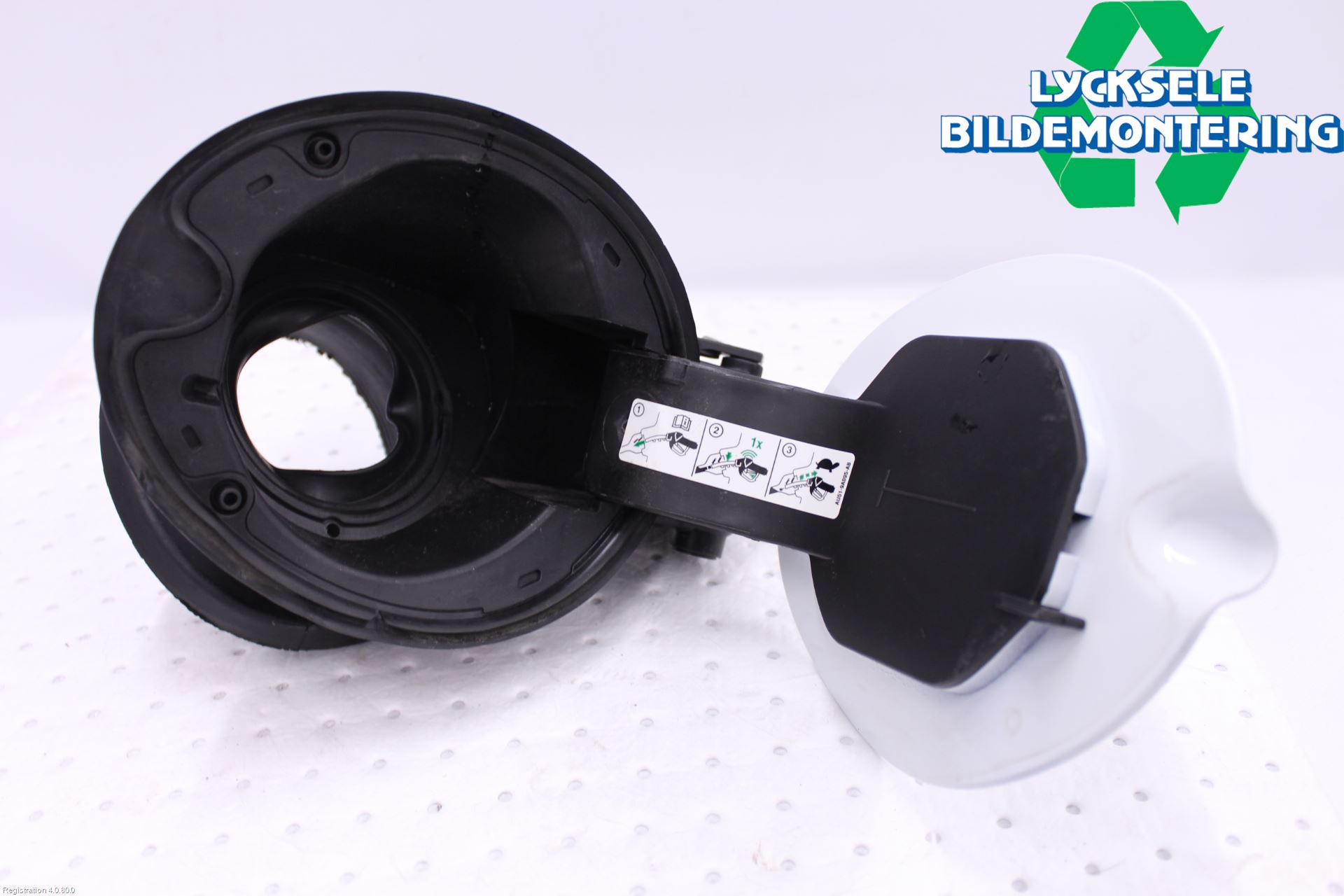 Ford KUGA 17-19 Tanklucka