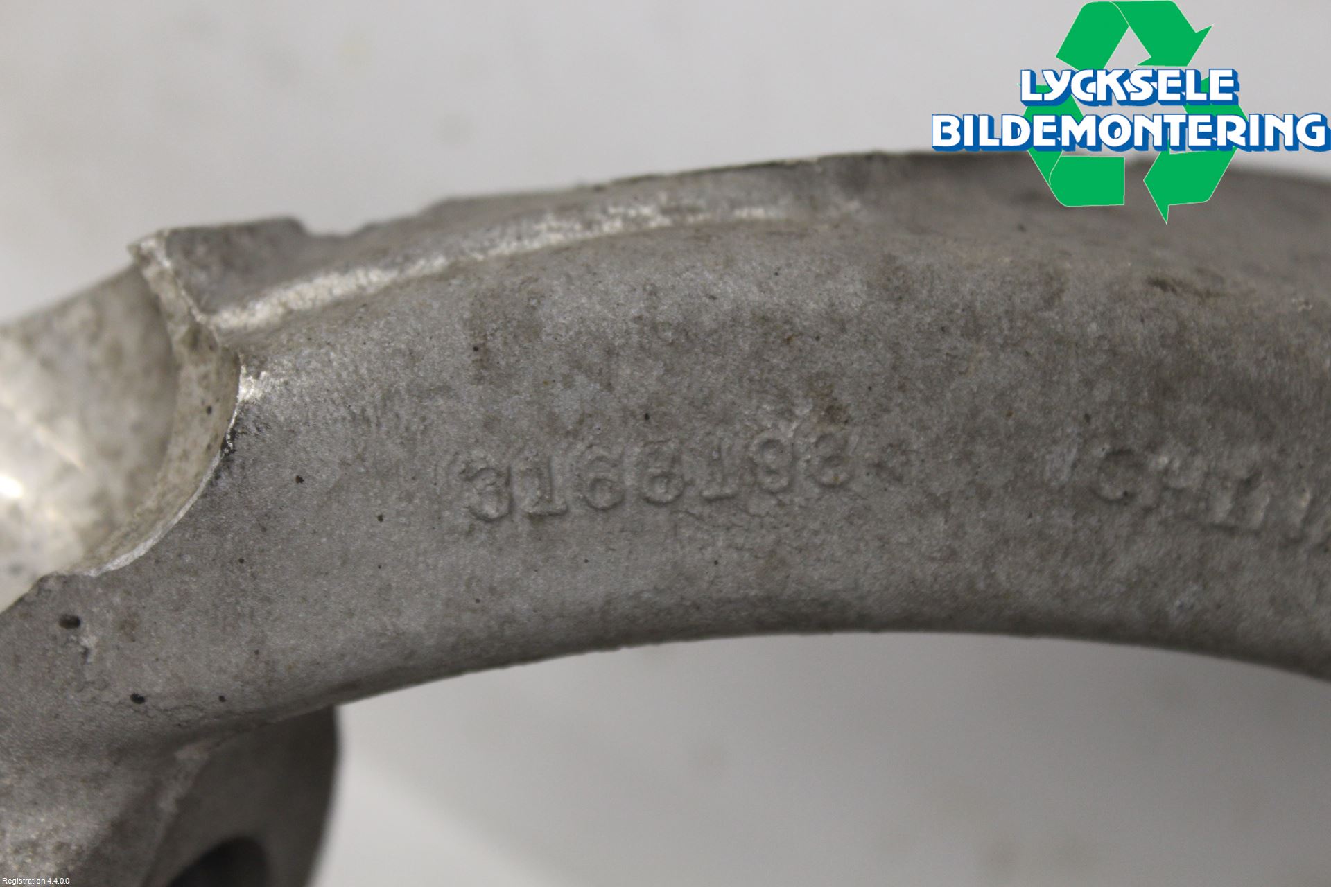 Volvo XC60 18- Fjäderben Fram Höger