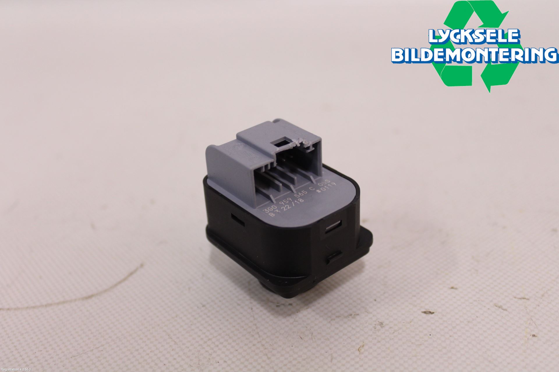 Volkswagen VW PASSAT 15-19 Strömställare Spegel