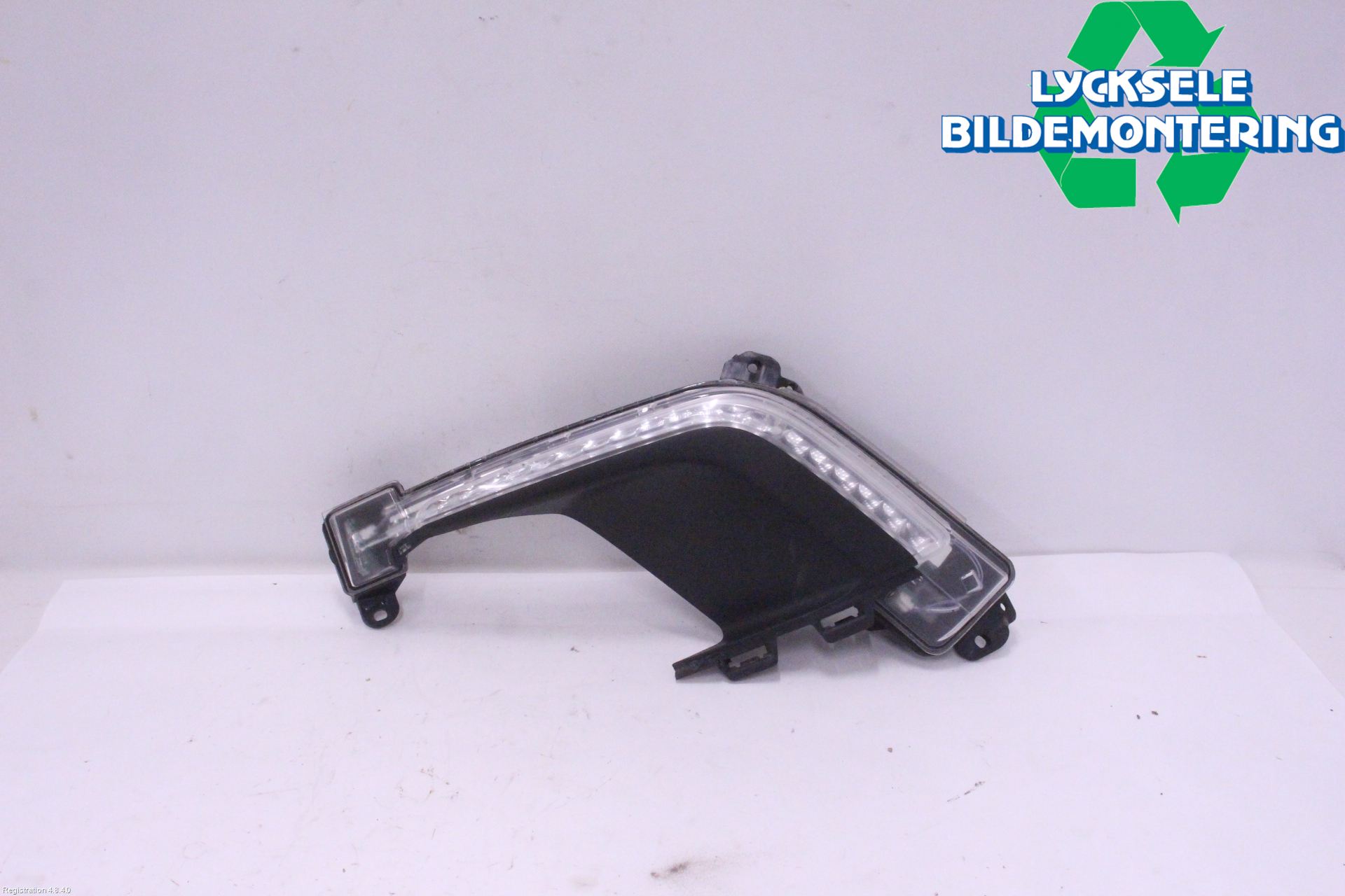 Peugeot 308 08-13 Positionsljus Fram Hö