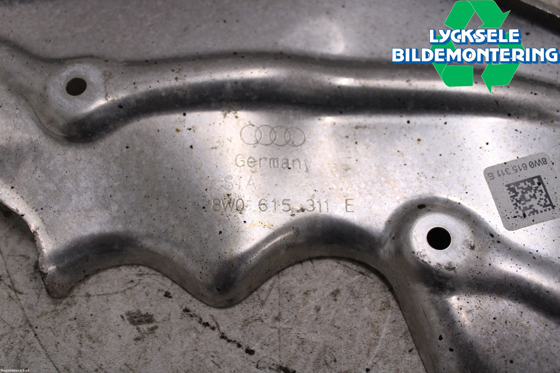 Audi A4/S4 B9 20- Bromssköld Fram