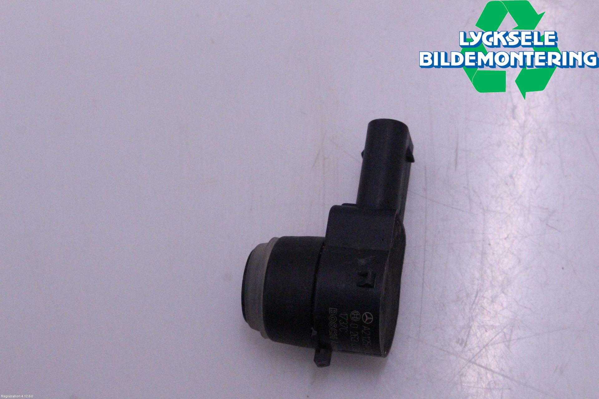 Mercedes-Benz MB C-KLASS (W204) 07-15 Parkeringshjälp Frontsensor