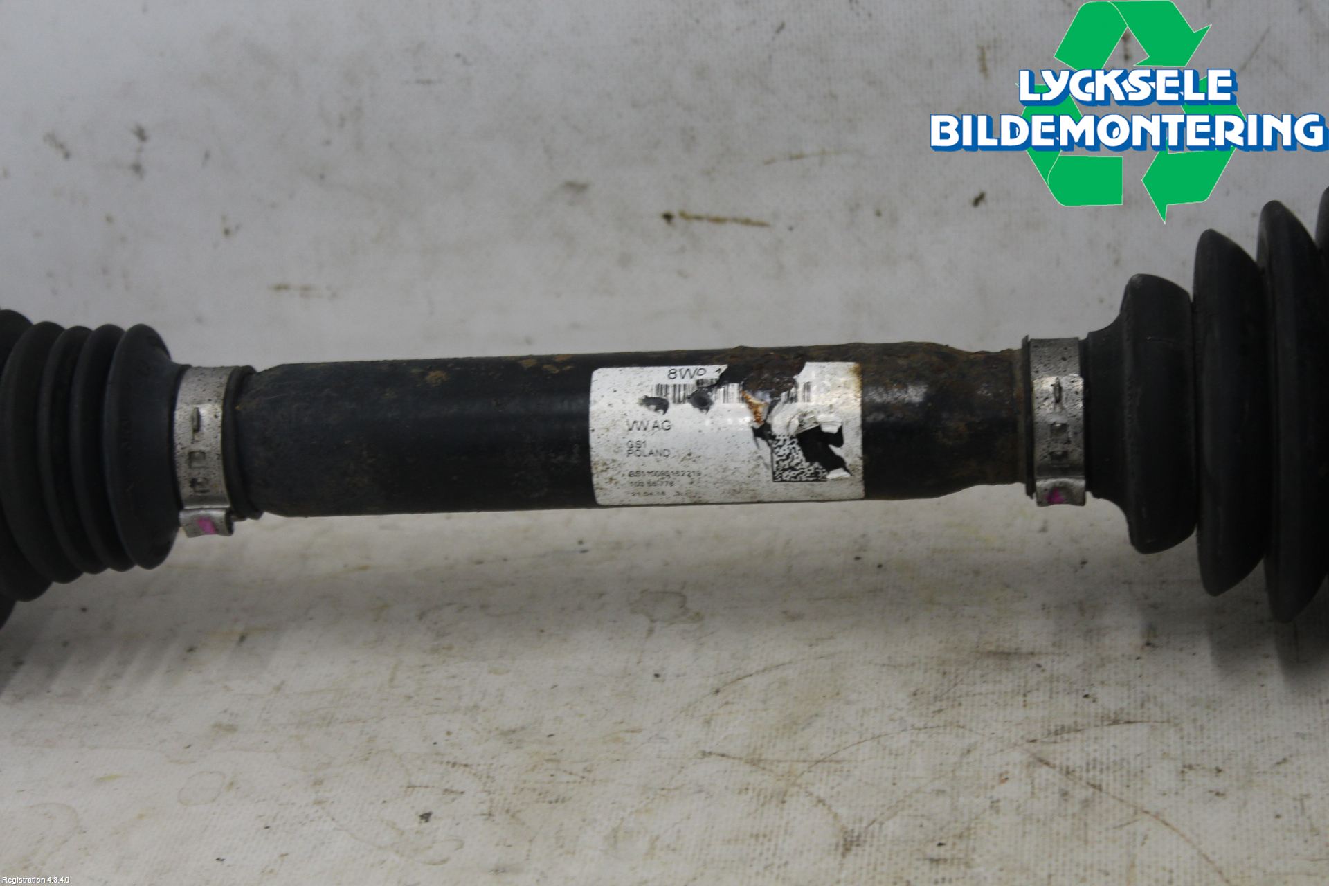 Audi A4/S4 B9 16-19 Drivaxel Fram Vänster