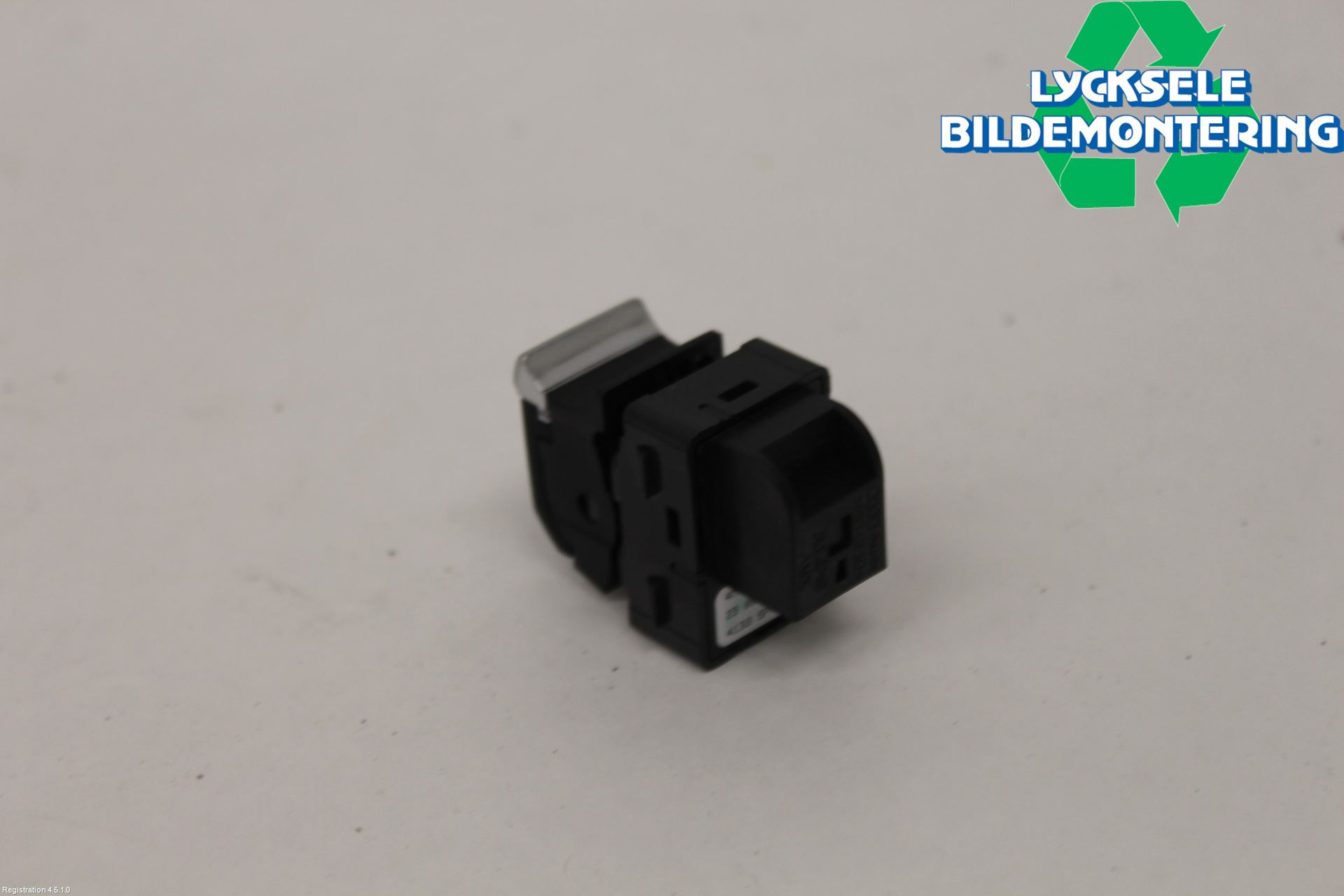 Audi A4/S4 B9 20- Strömställare Elhiss