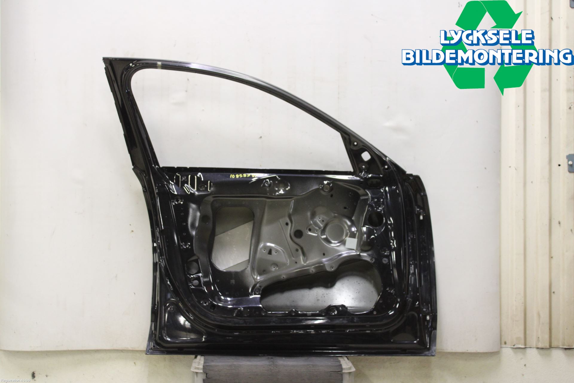 Audi A6 ALLROAD 12-18 Dörr Fram Vänster