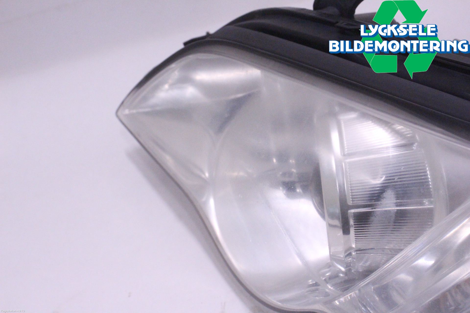 Subaru OUTBACK   07-09 Strålkastare Vänster