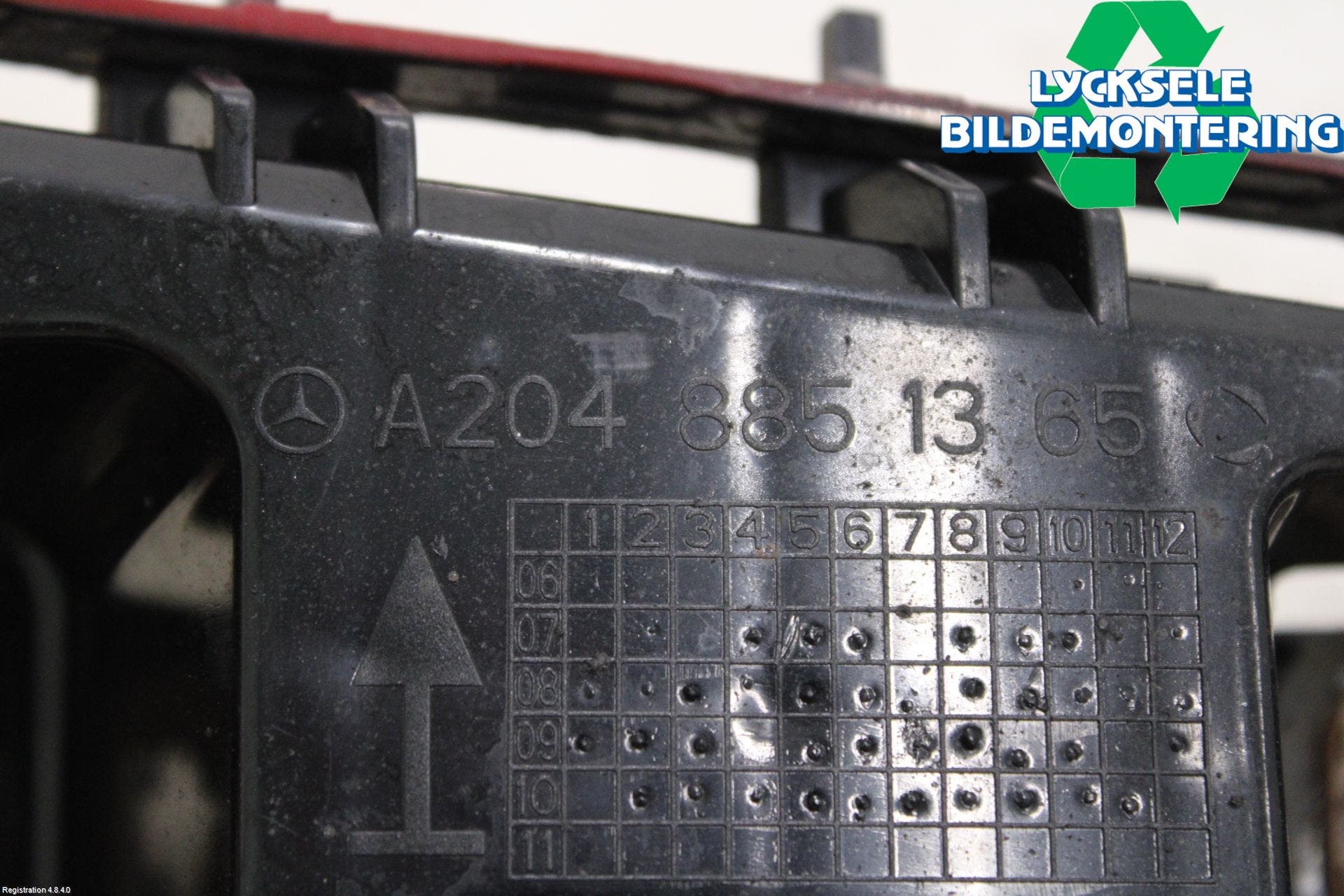 Mercedes-Benz MB C-KLASS (W204) 07-15 Stötfångarfäste Bak Vä