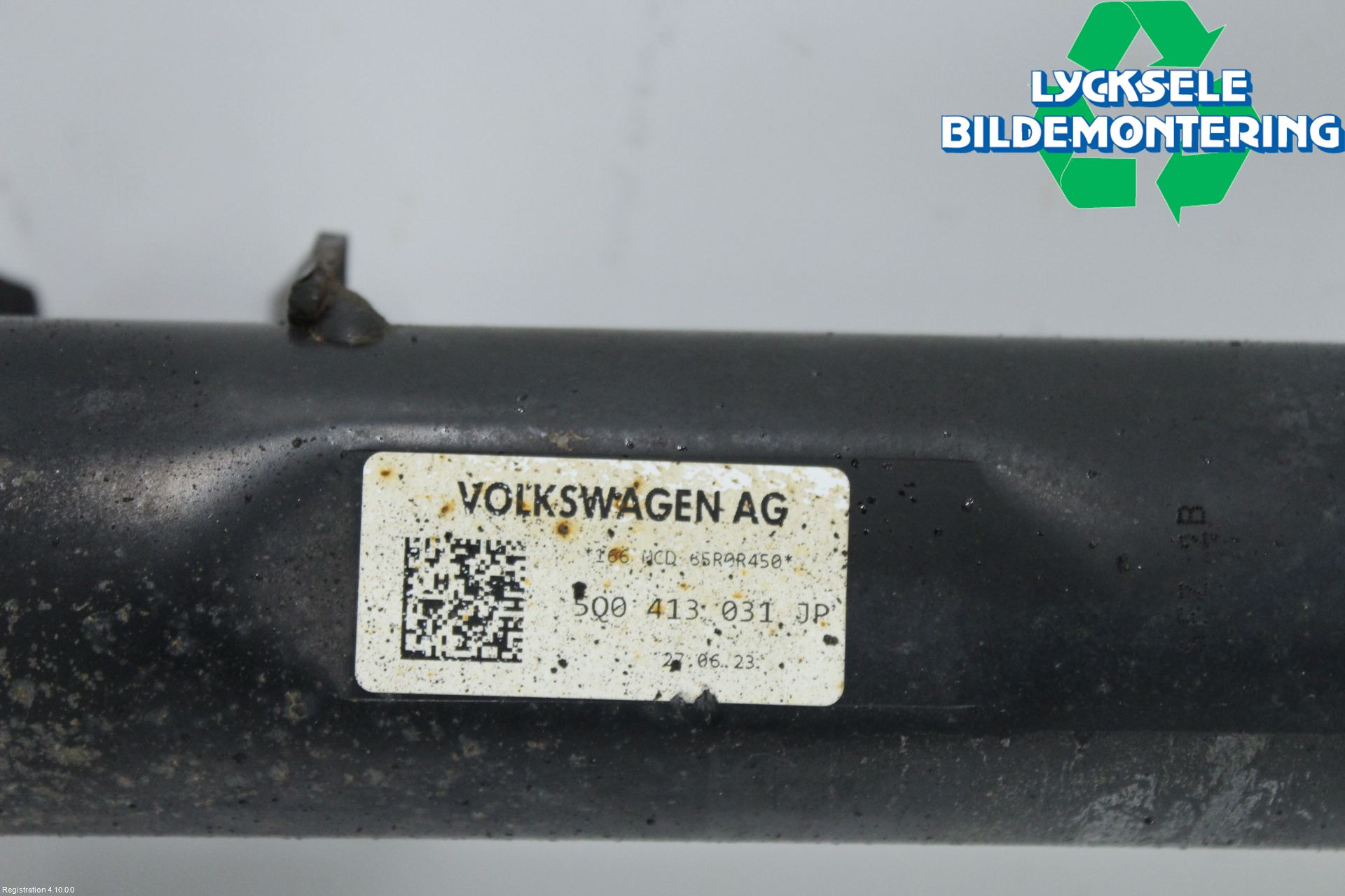 Volkswagen VW T-ROC 18- Fjäderben Fram Höger