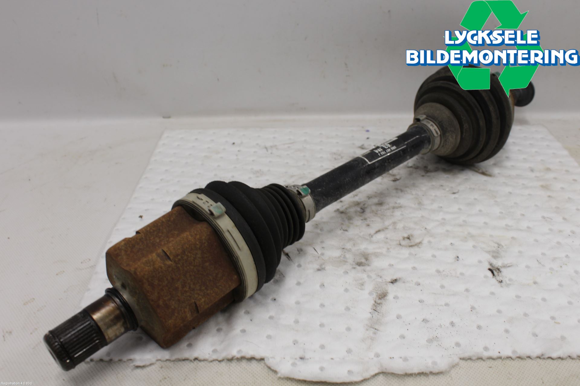 Volkswagen VW TIGUAN 07-16 Drivaxel Fram Vänster