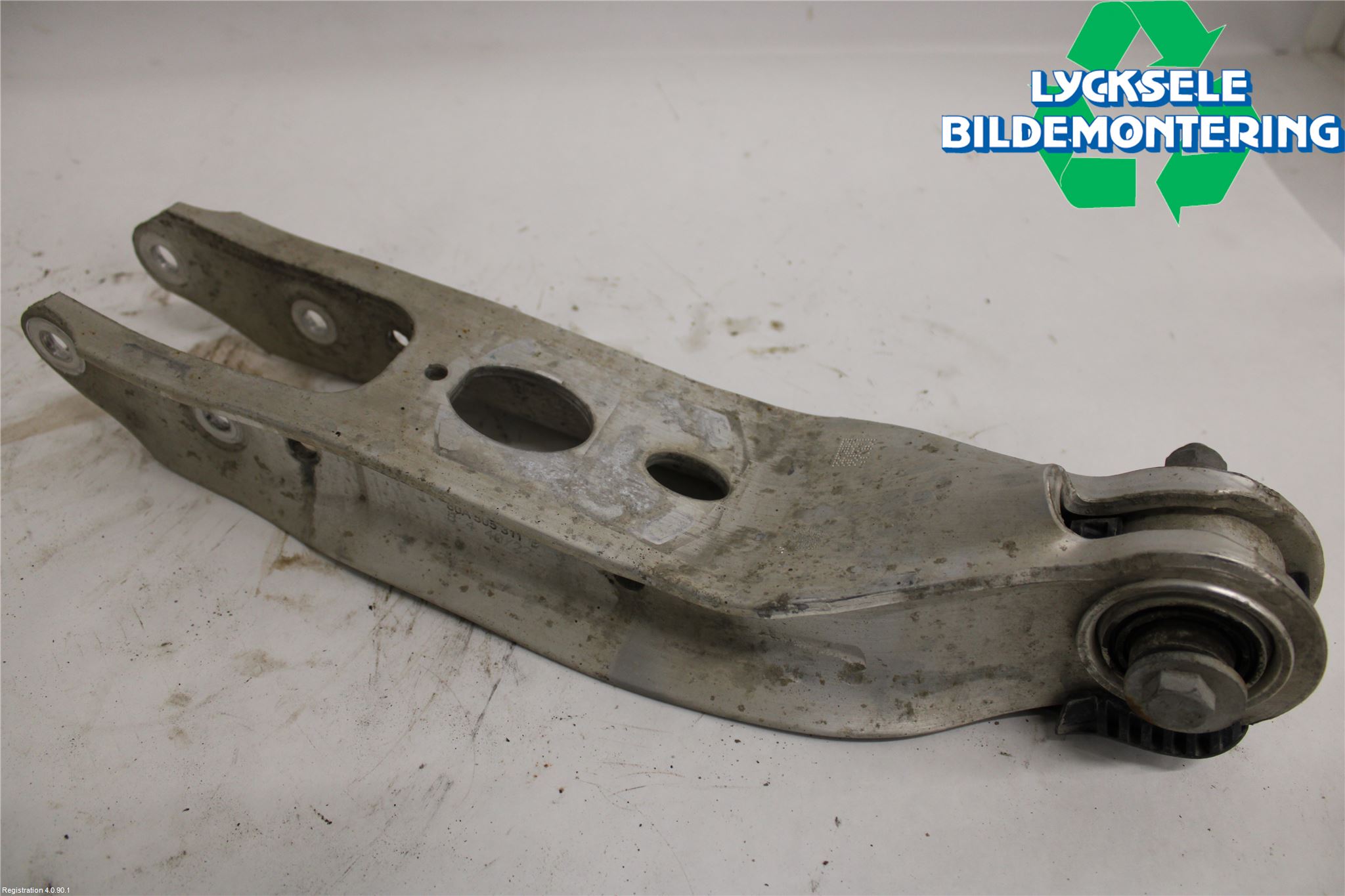 Audi A6 F2/C8 19- Bärarm Bak Vä-Hö