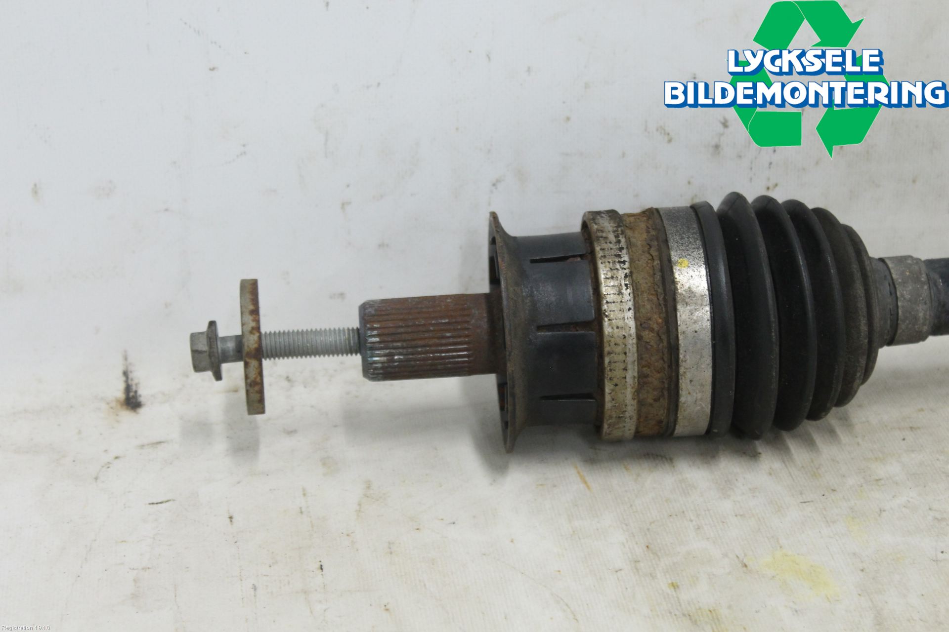 Volvo XC60 14-17 Drivaxel Bak Vänster