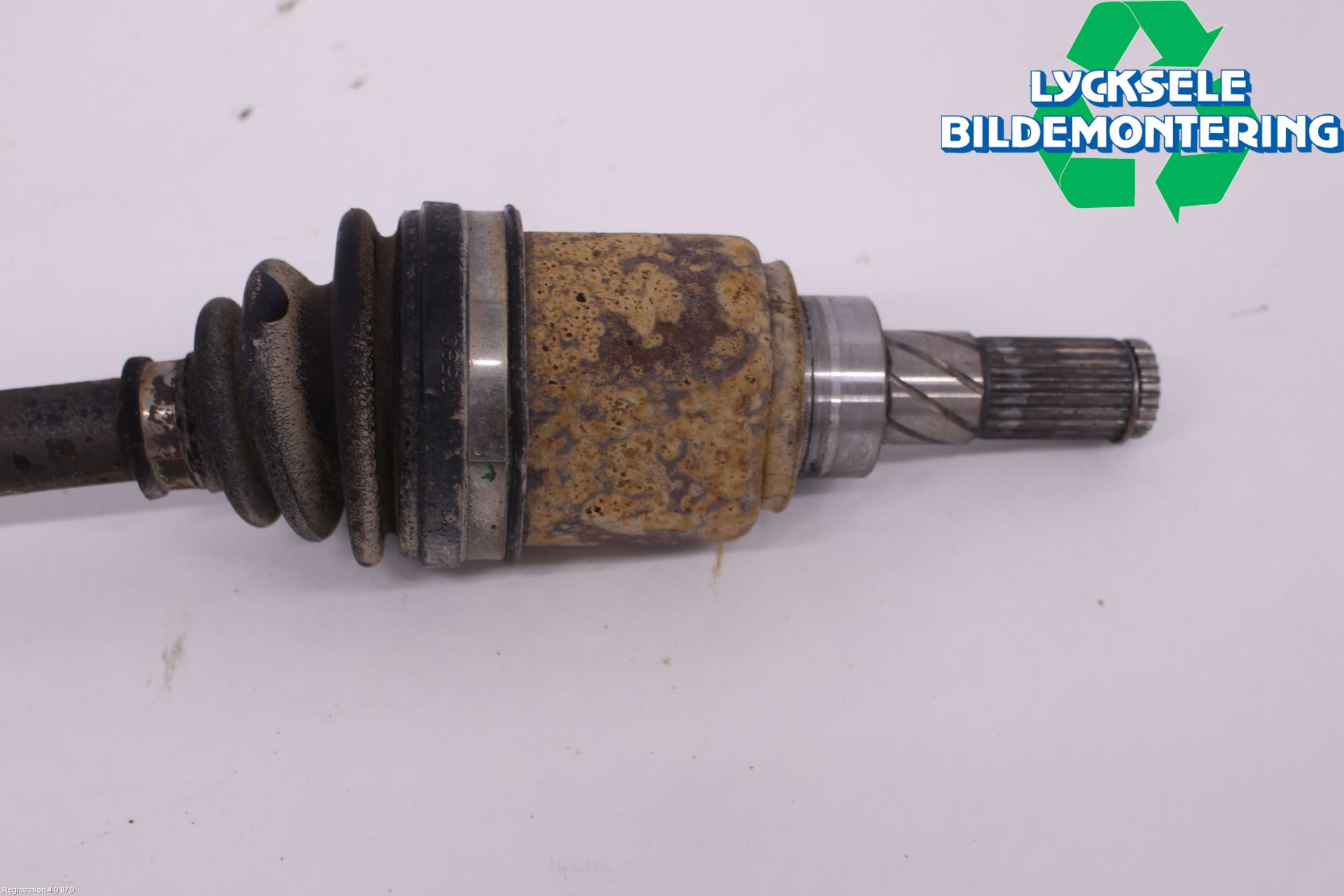 Nissan QASHQAI 10-14 Drivaxel Bak Vänster